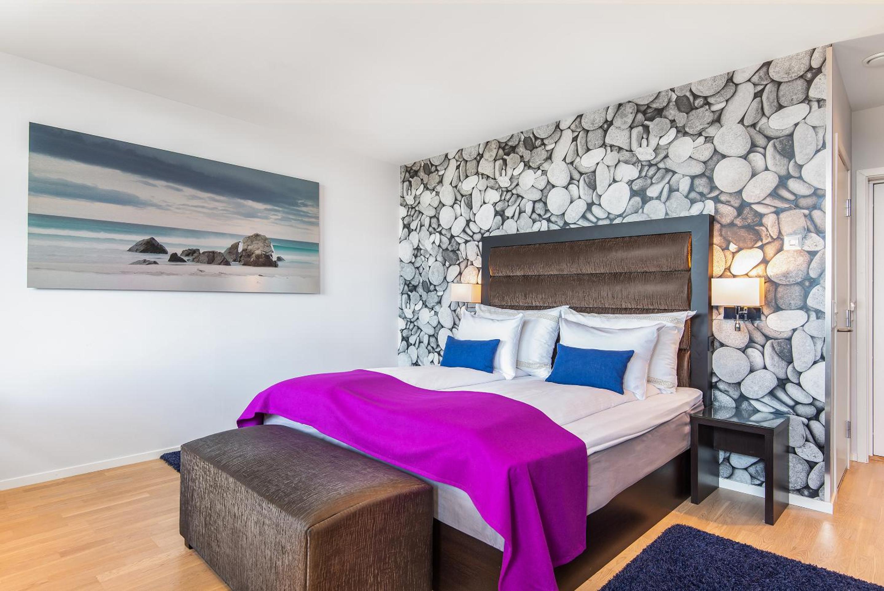 Deluxe Double Room with Balcony and Sea View - Photo 1