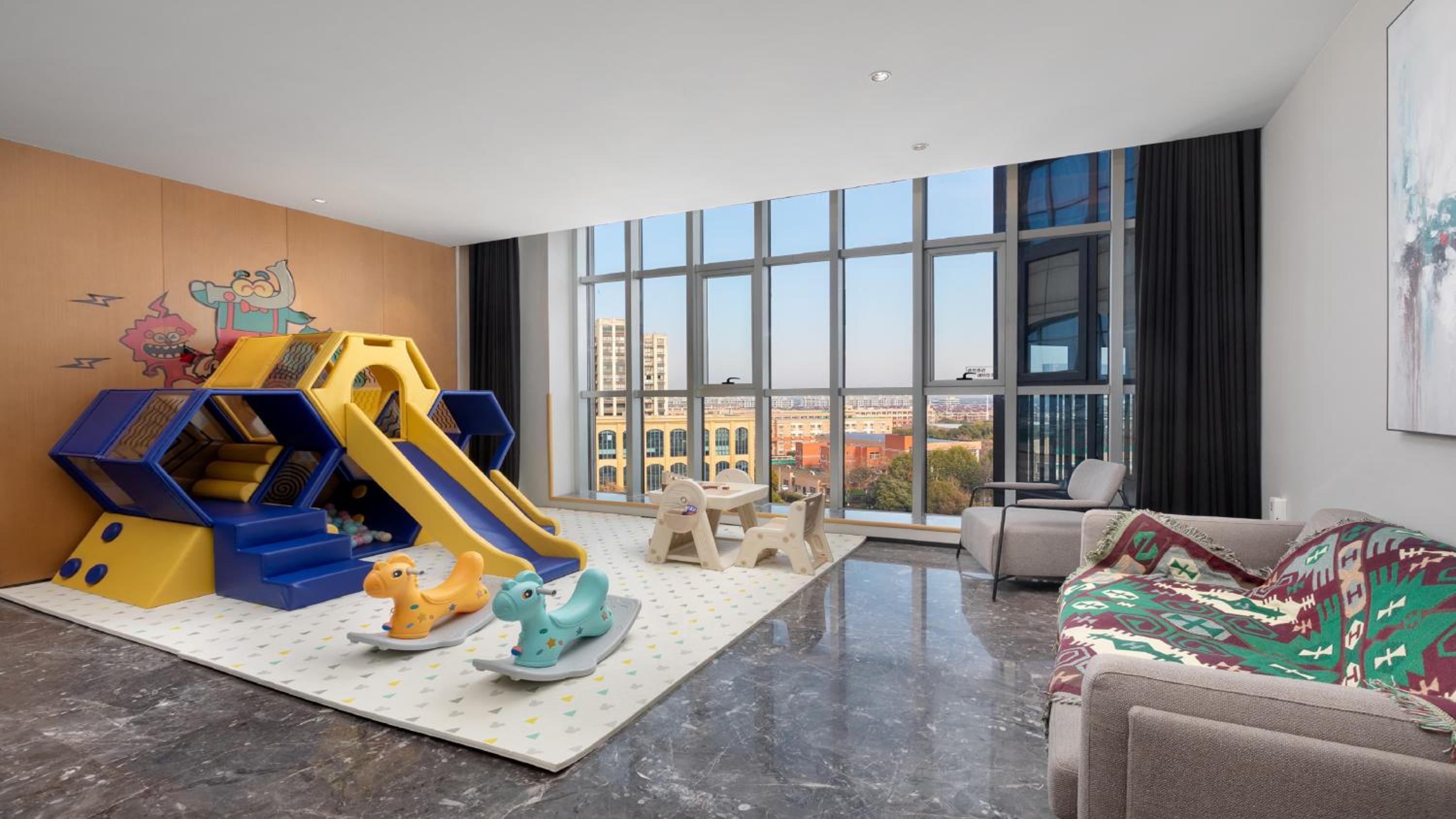 One-Bedroom King Suite - Kids Theme photo 3