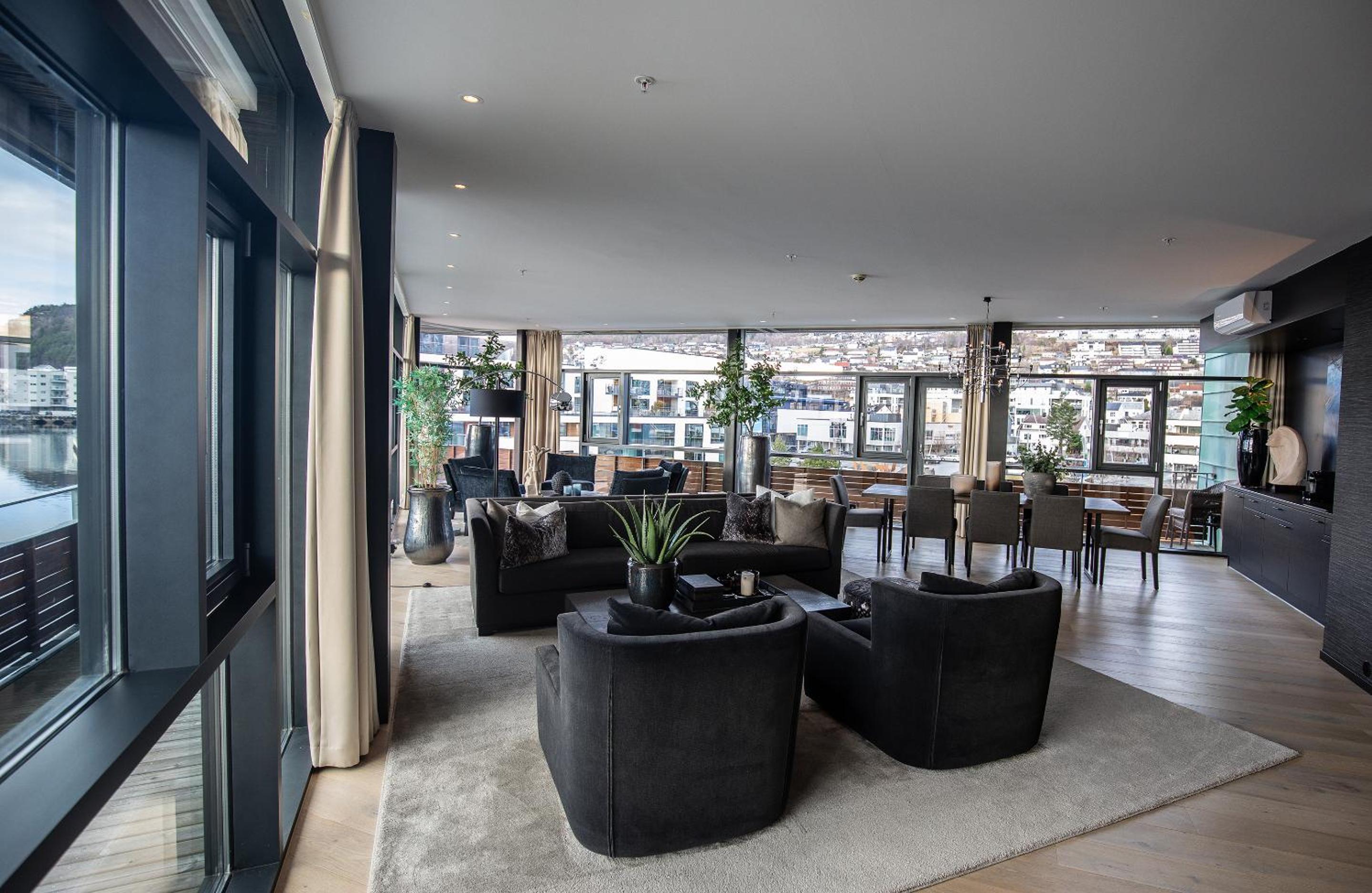 Suite - Photo 3