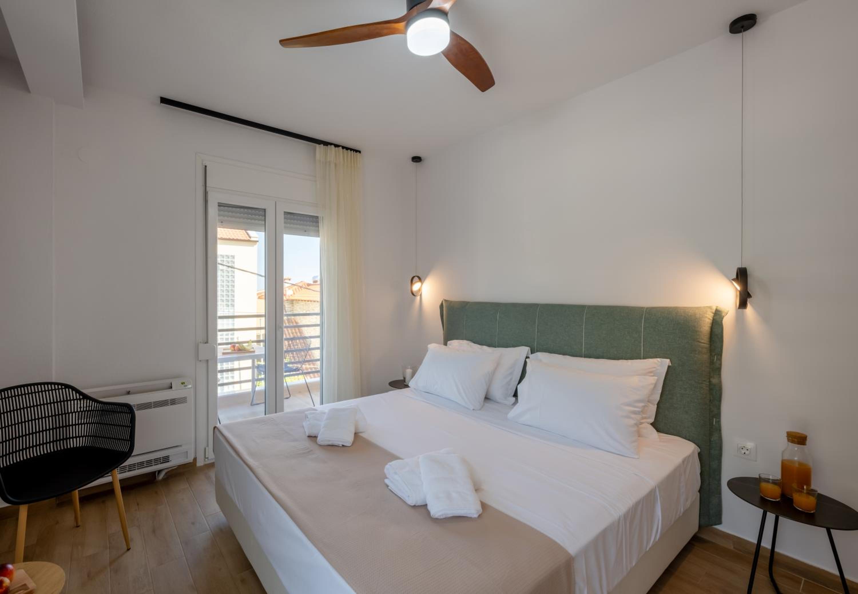 Deluxe Double Room with Side Sea View Deluxe Double Room Side Sea View | Ground or First Floor