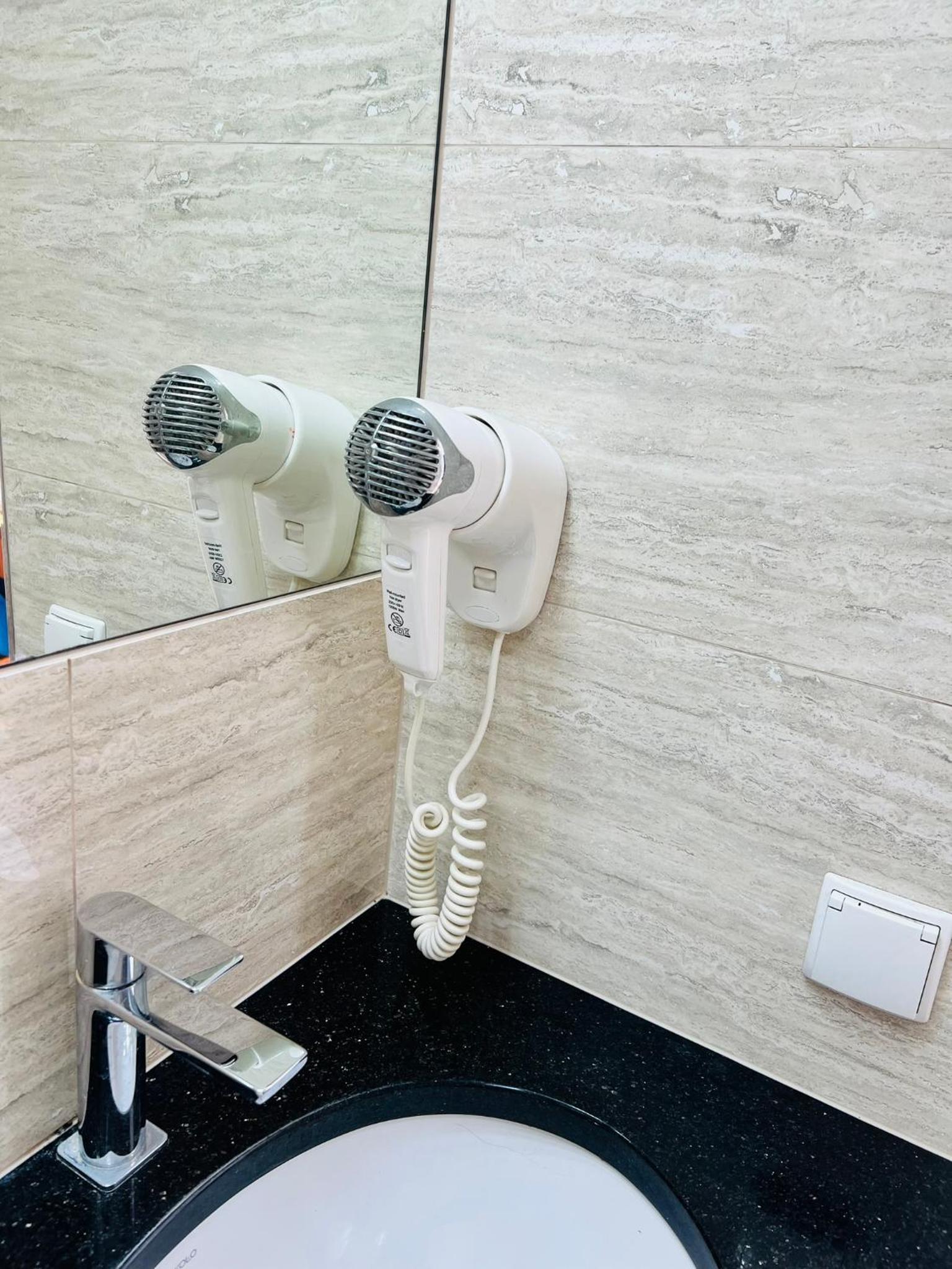Double Room with Balcony or Terrace photo 3