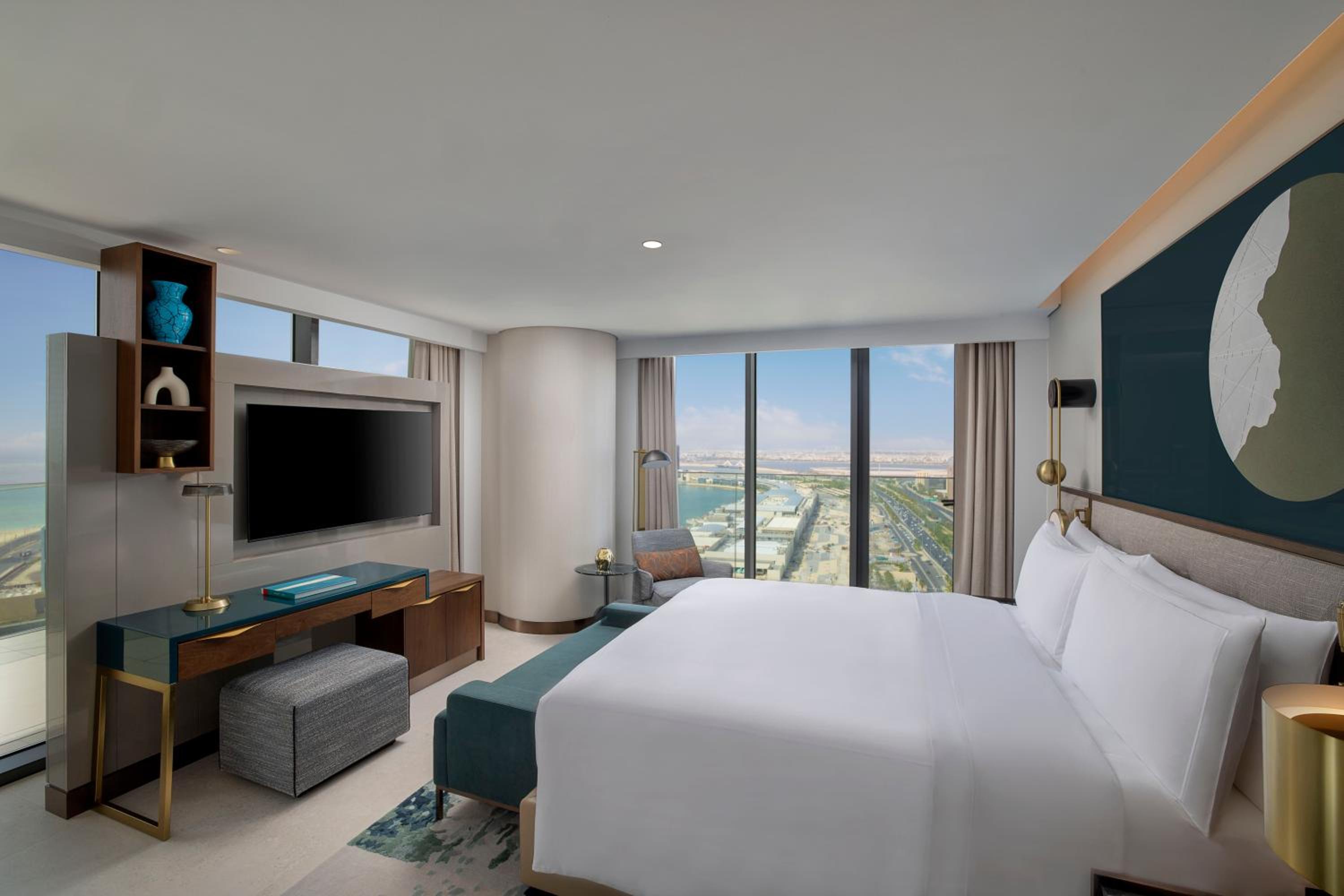 Premier Three-Bedroom Suite with Sea View