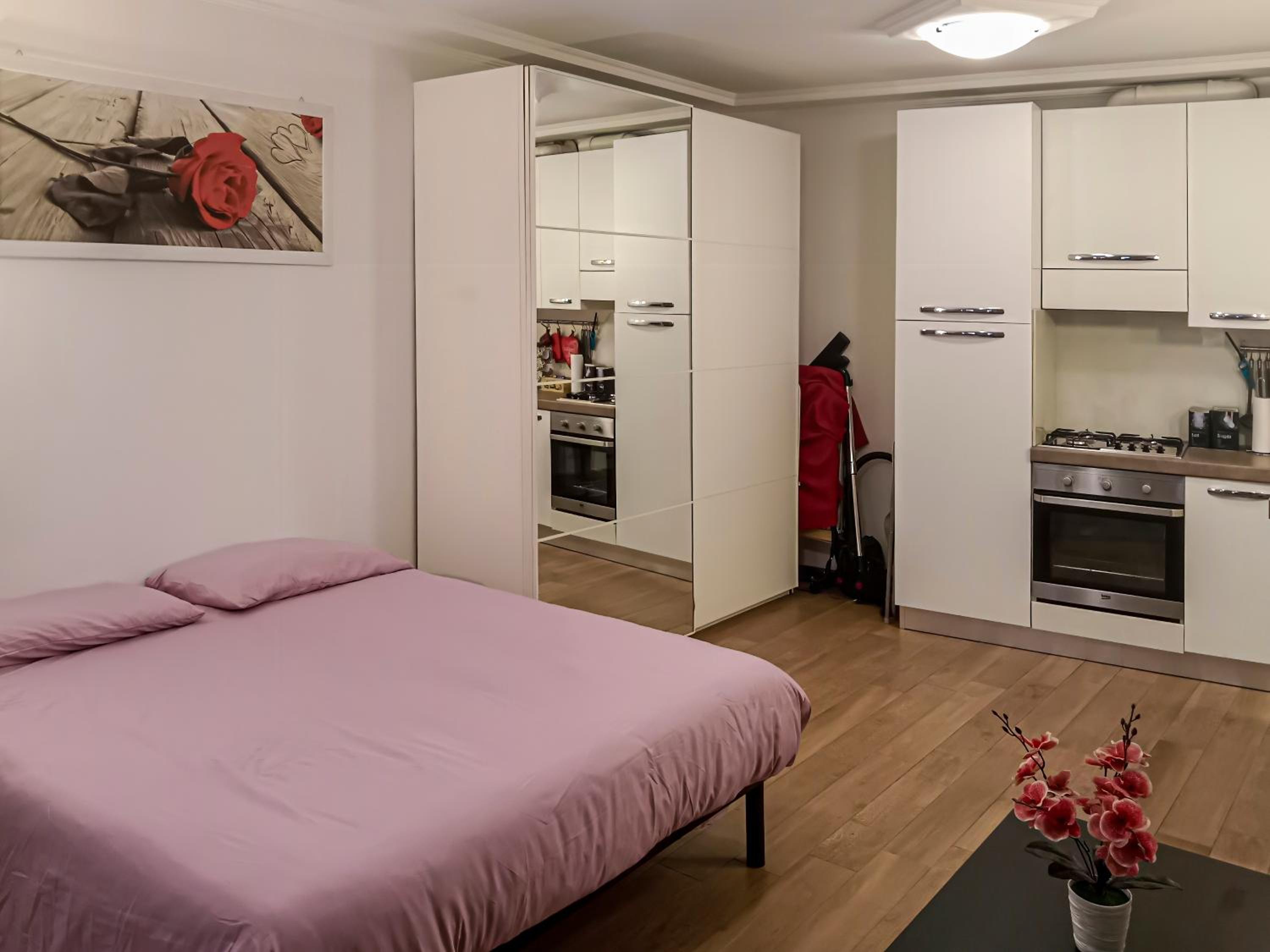Studio with Sofa Bed