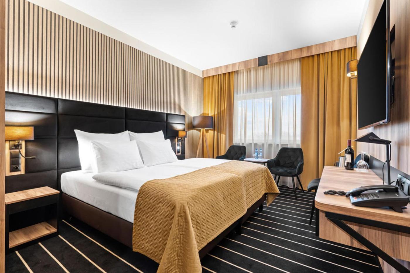 Business Double Room - Photo 3