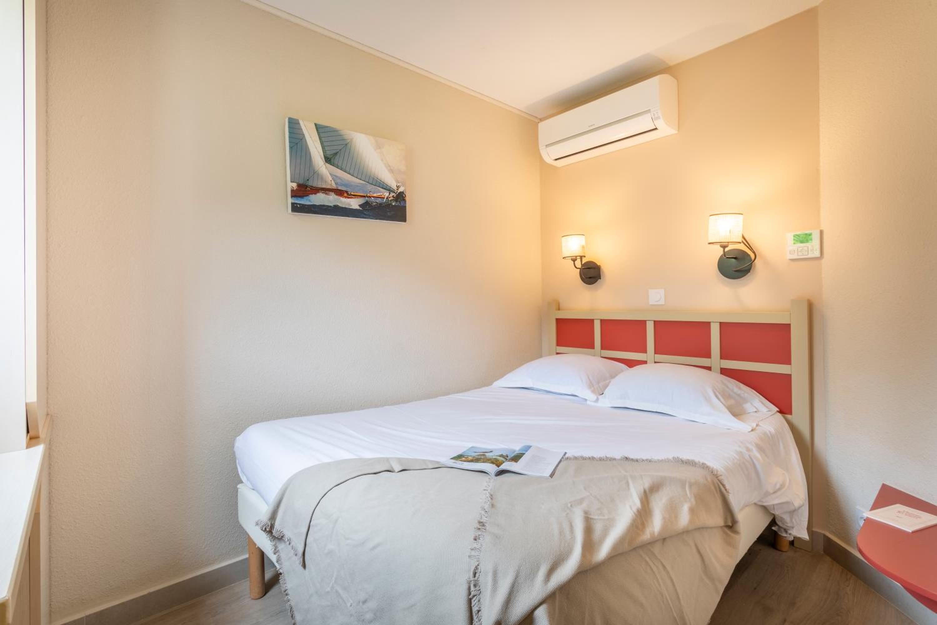 One-Bedroom Apartment with Air conditioning and Terrasse or Balcony (4 people) - Photo 4