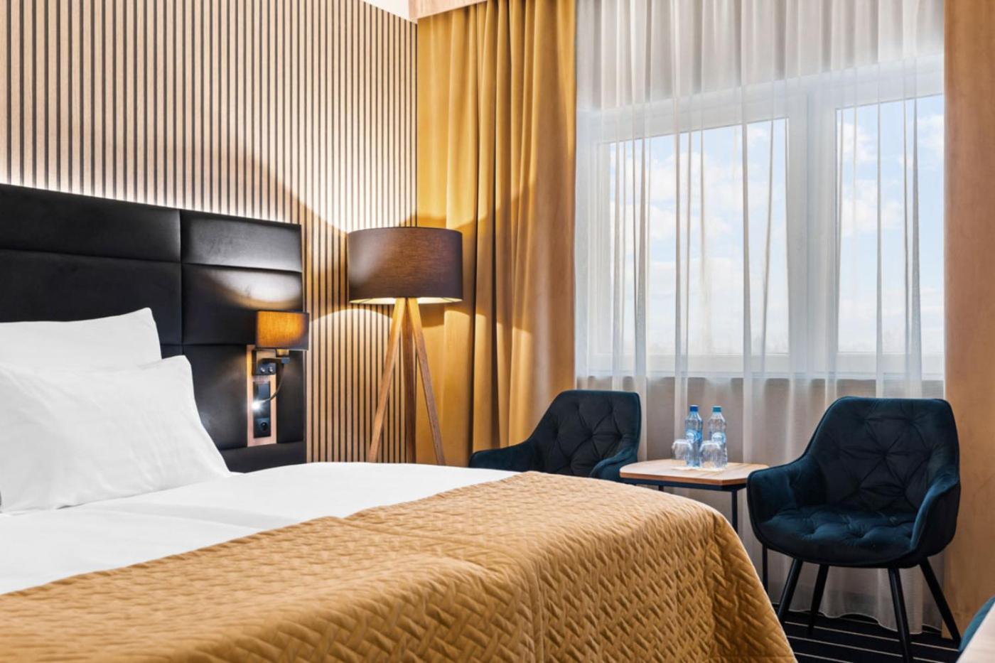 Business Double Room - Photo 10