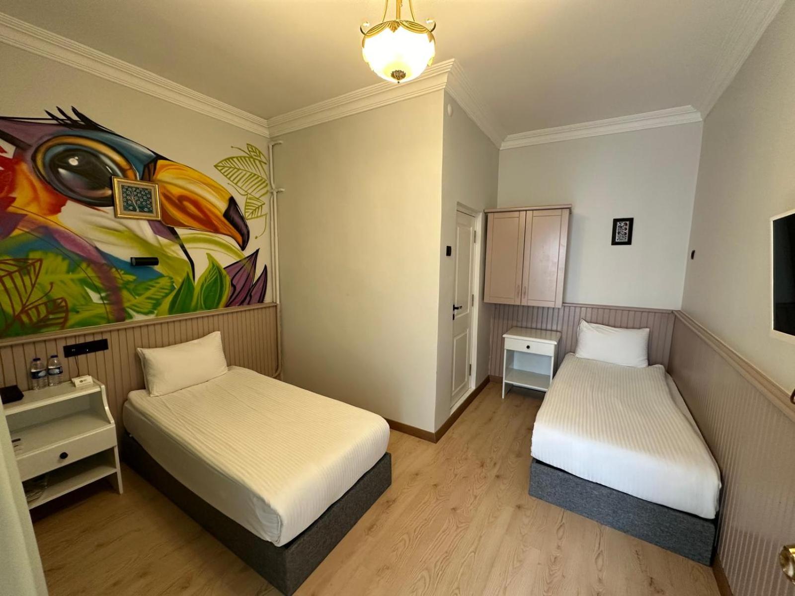 Deluxe Twin Room - Photo 6