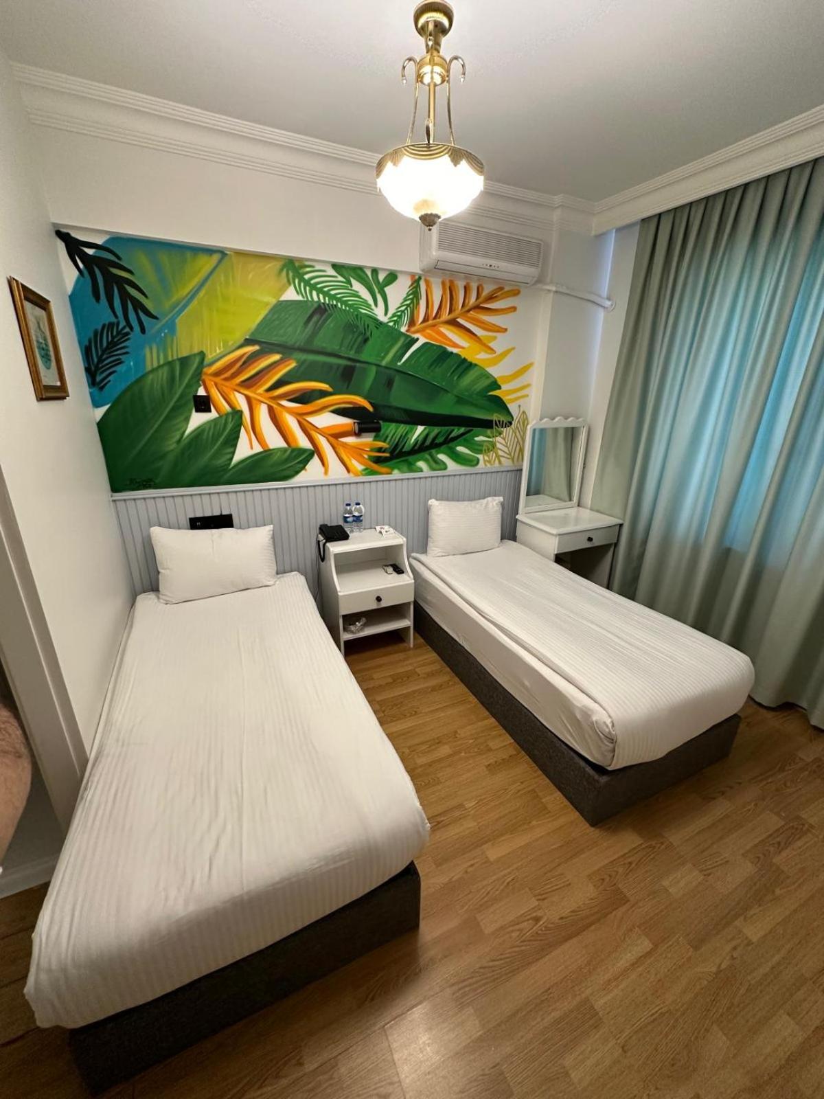 Deluxe Twin Room - Photo 3