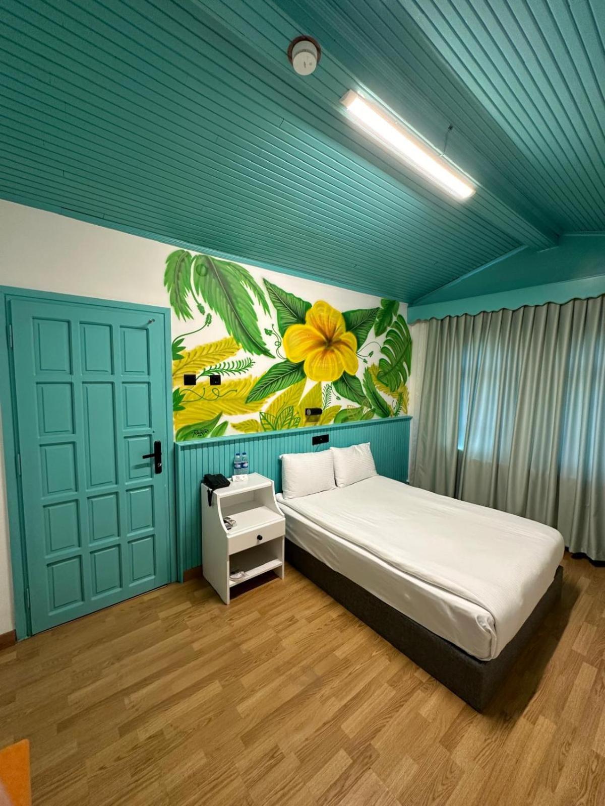 Standard Double Room - Photo 1