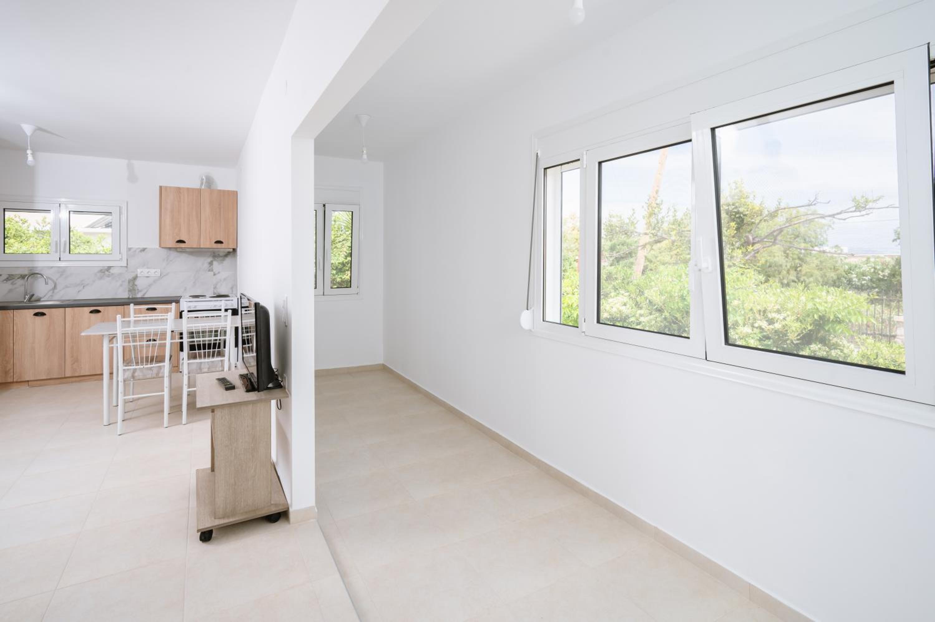 Two-Bedroom House photo 3