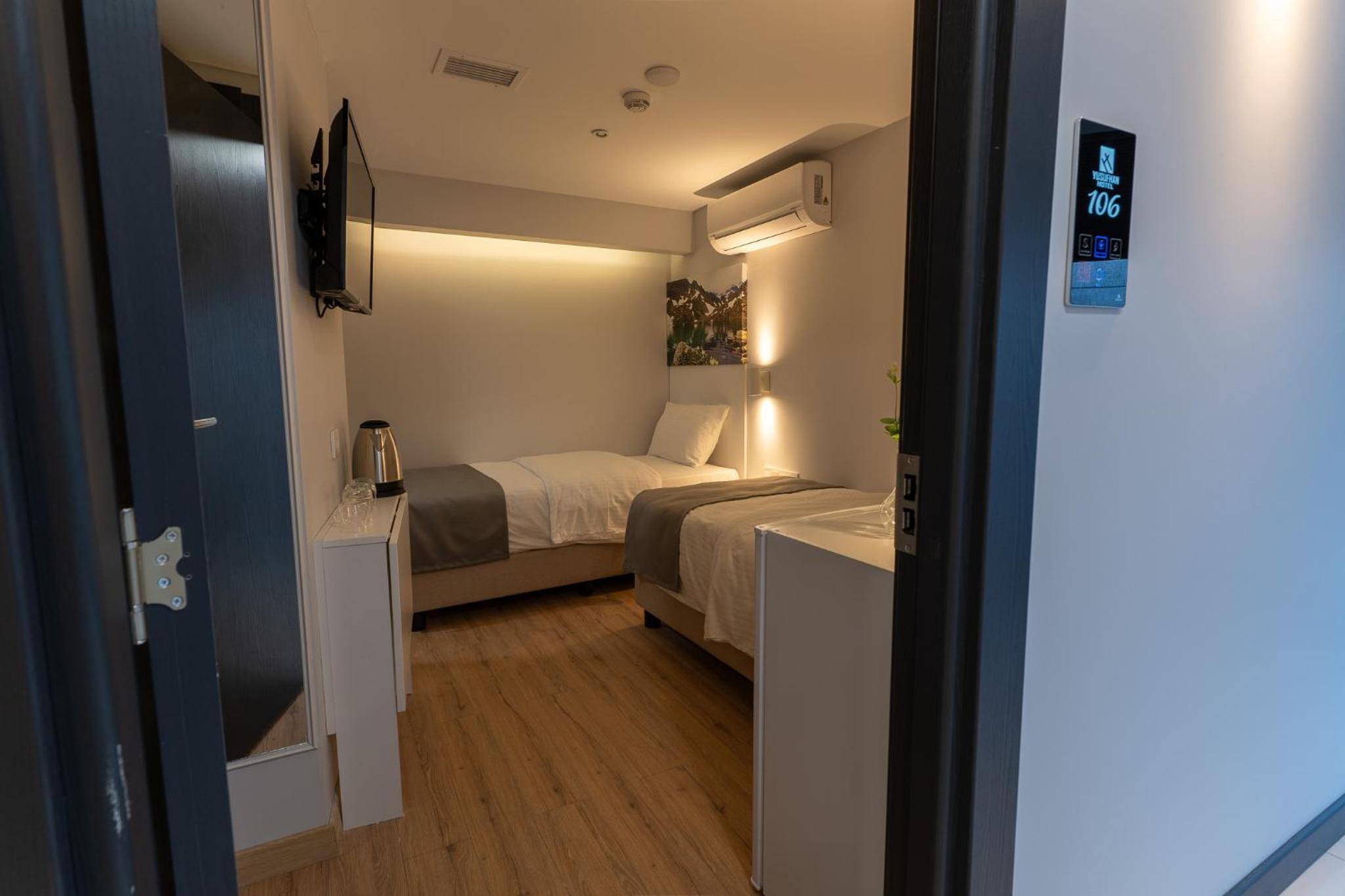 Economy Double or Twin Room - Photo 1