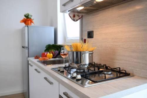 One-Bedroom Apartment - Photo 10