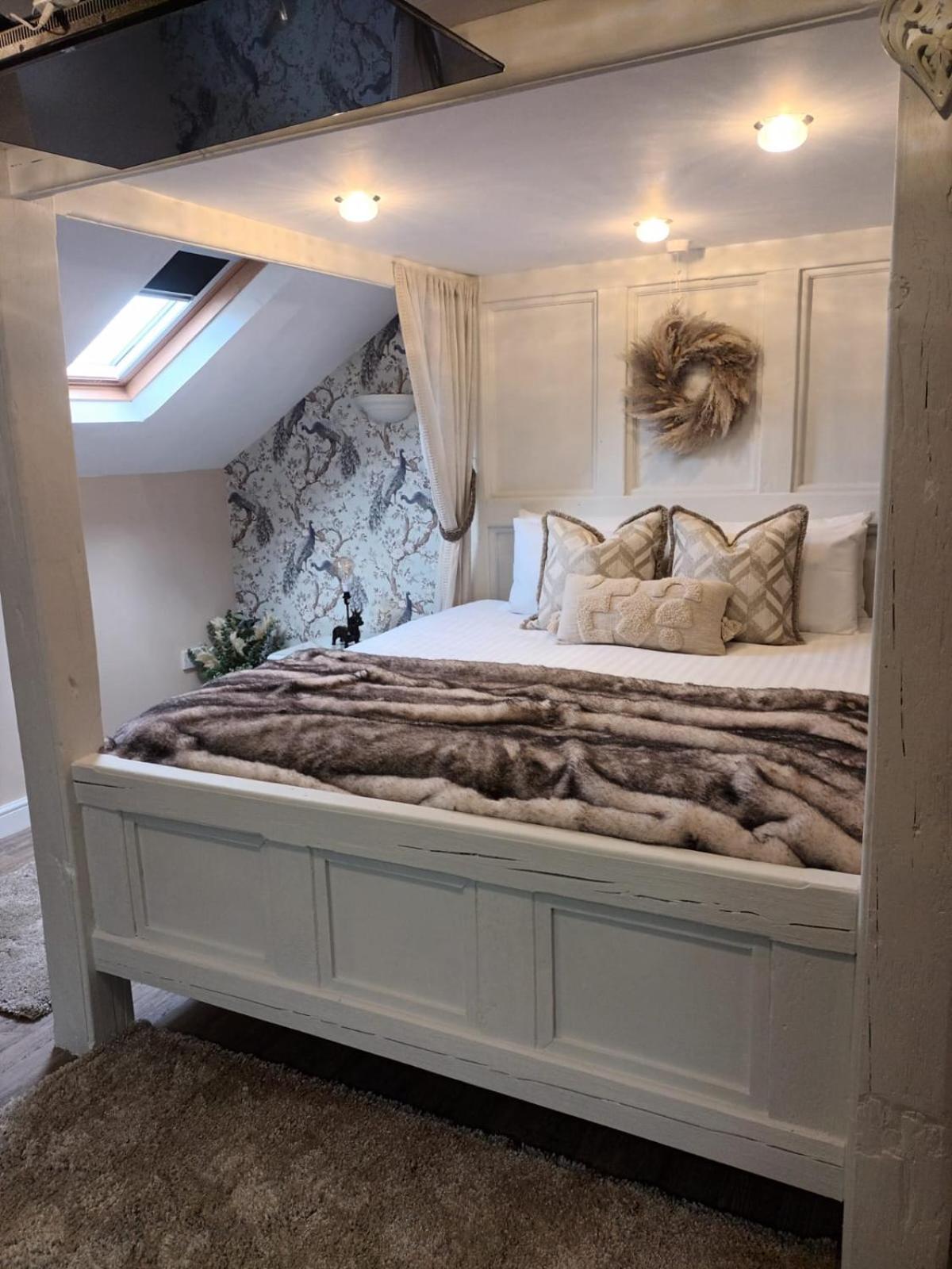 Standard Queen Room photo 3