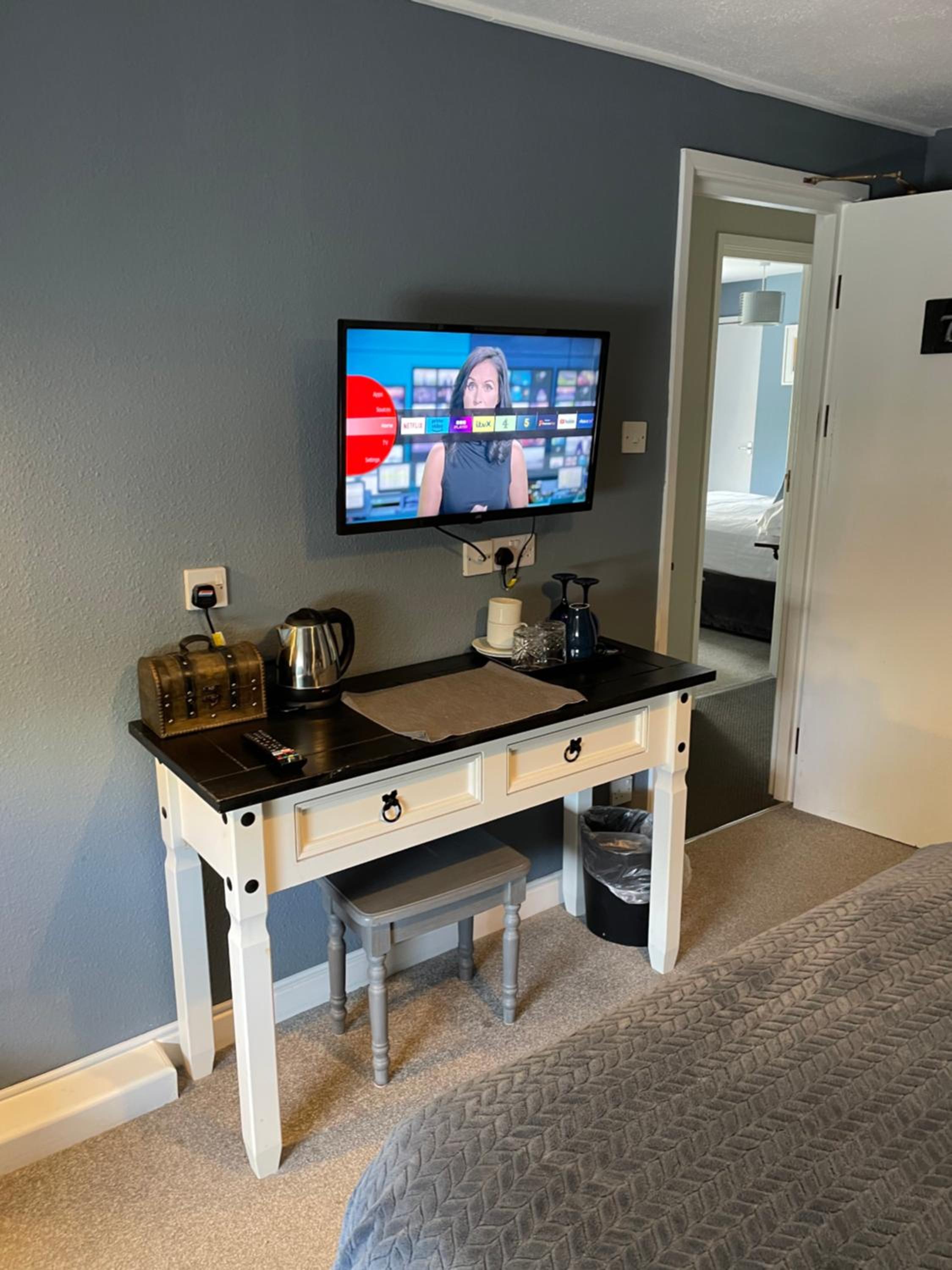 Double Room with Private Bathroom photo 1