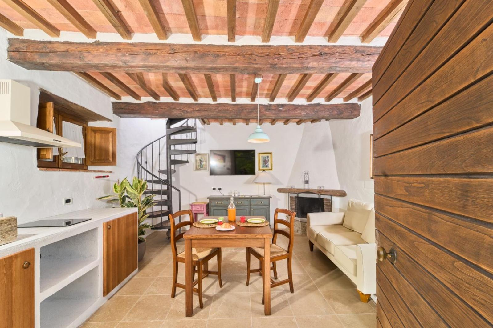 Maisonette photo 2