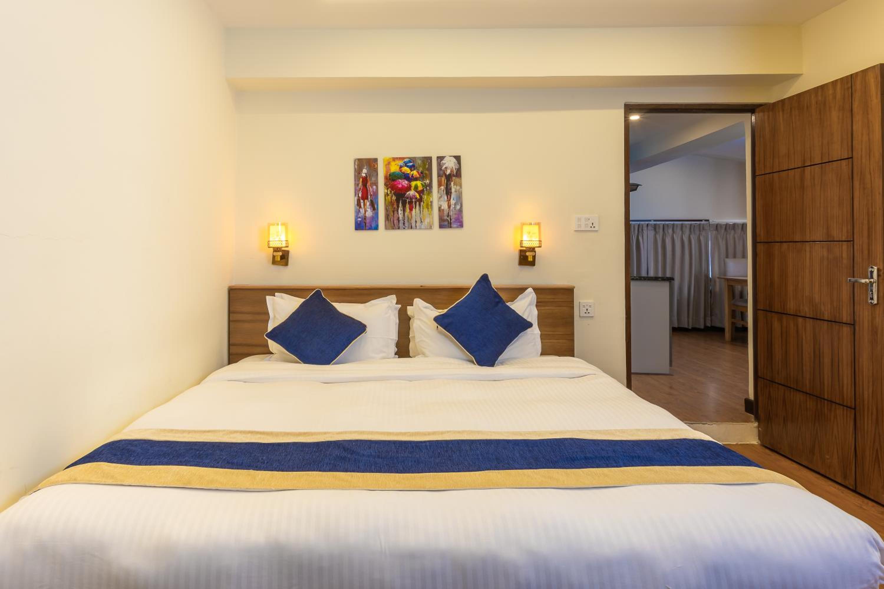 Two-Bedroom Apartment - Photo 4