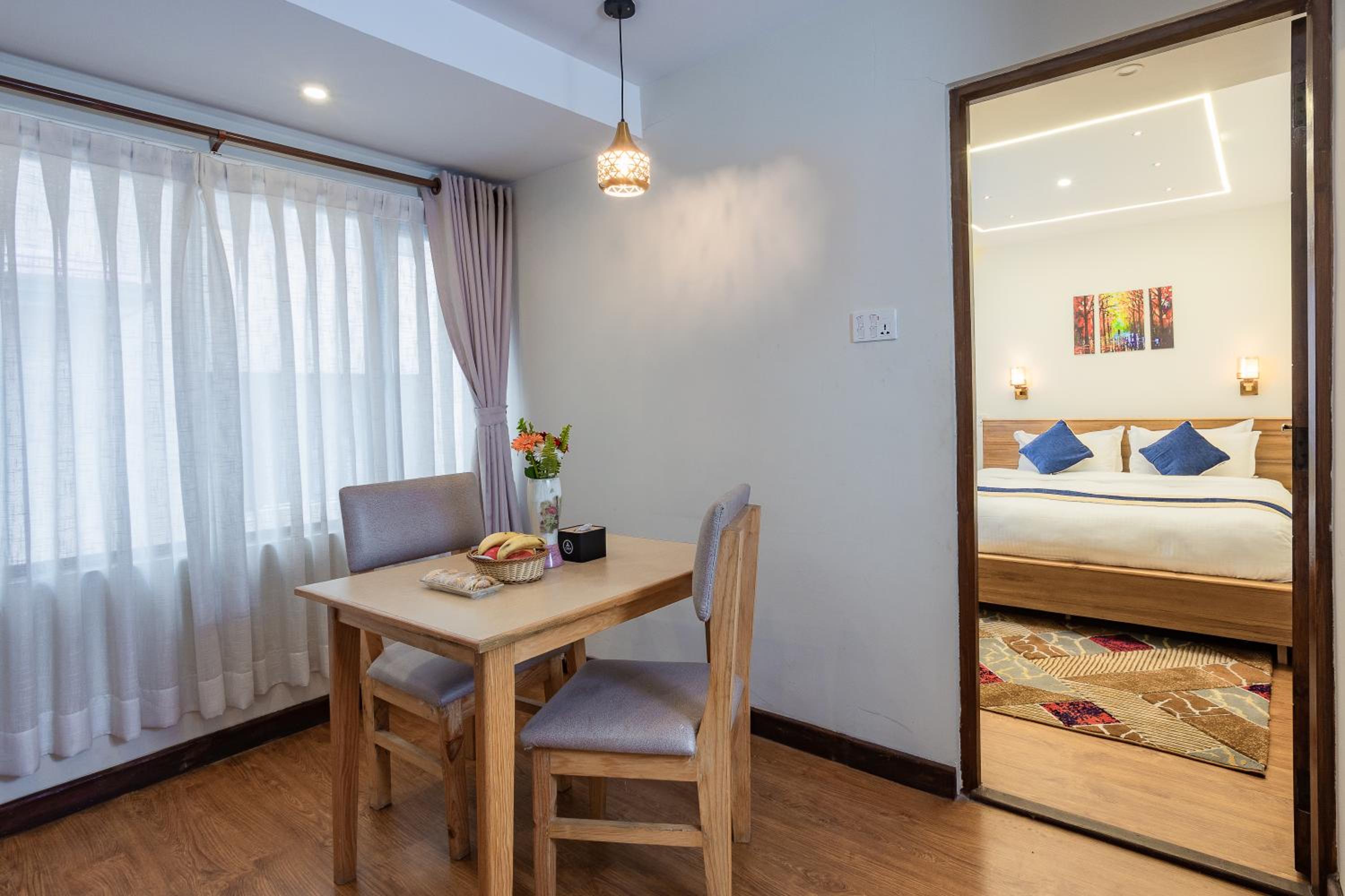 Studio Apartment - Photo 13