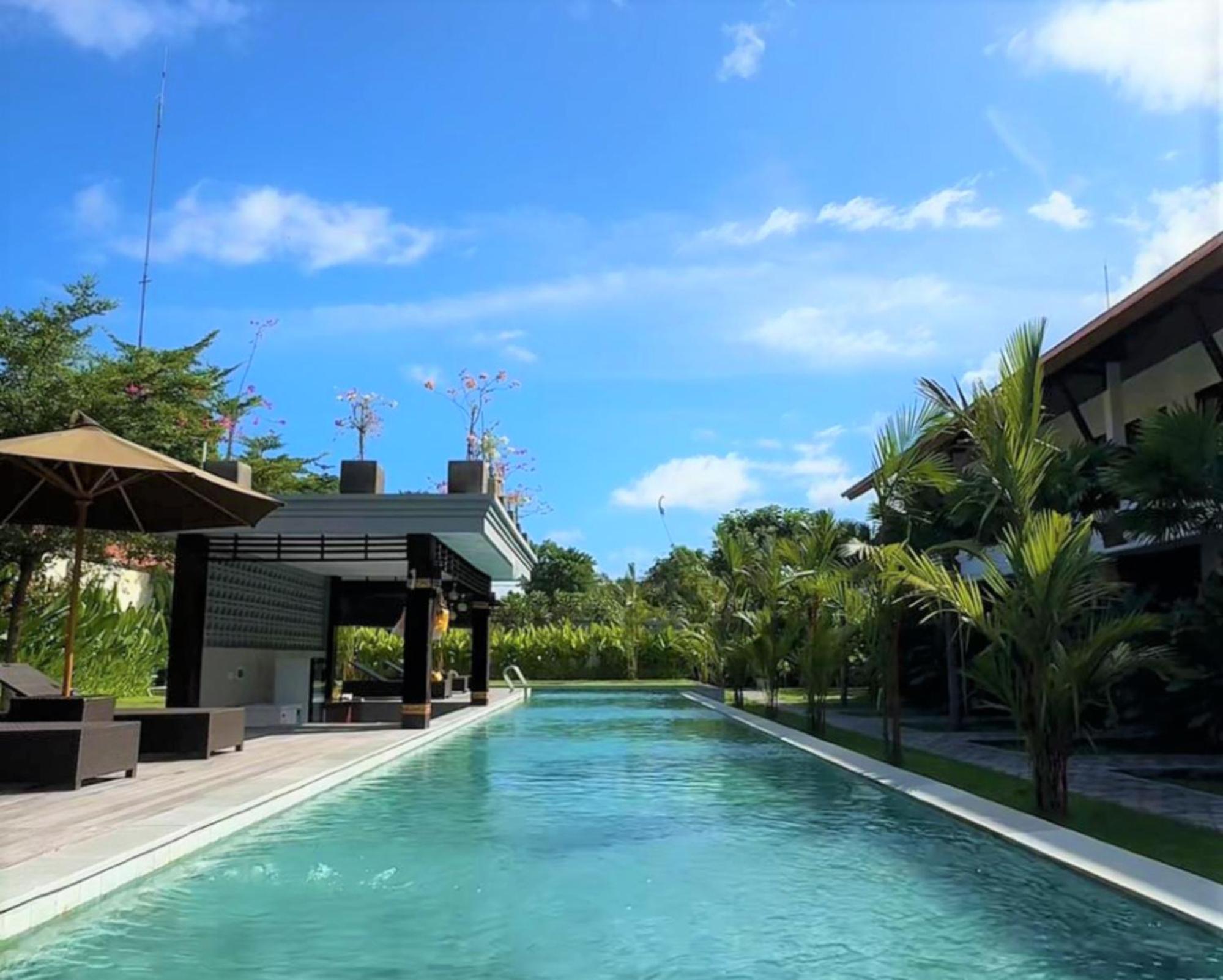 Studio with Pool View - Photo 26