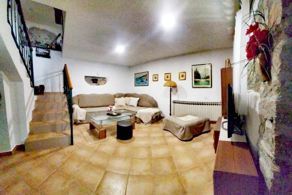 Two-Bedroom House photo 2