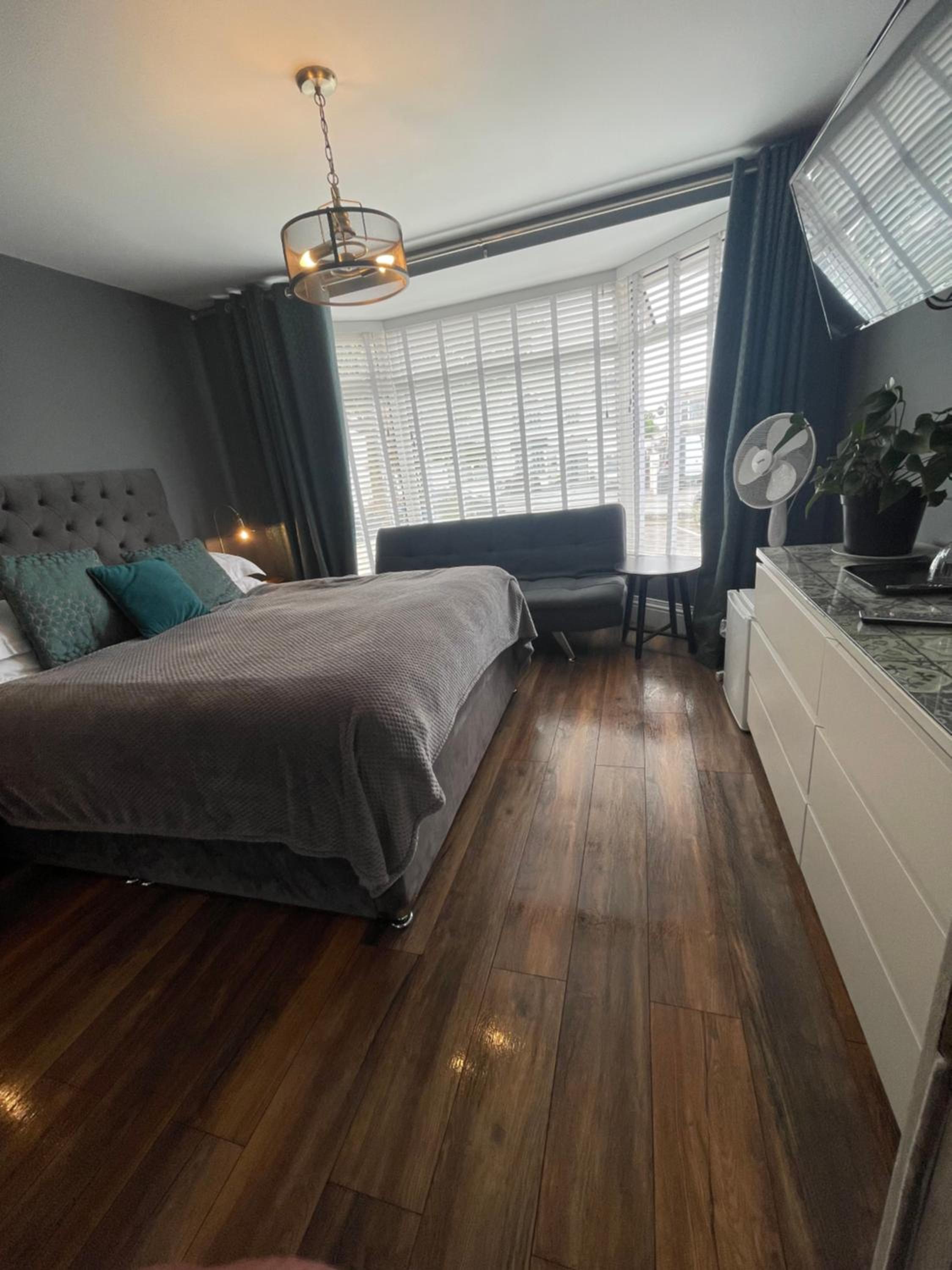 Deluxe Junior Suite photo 2