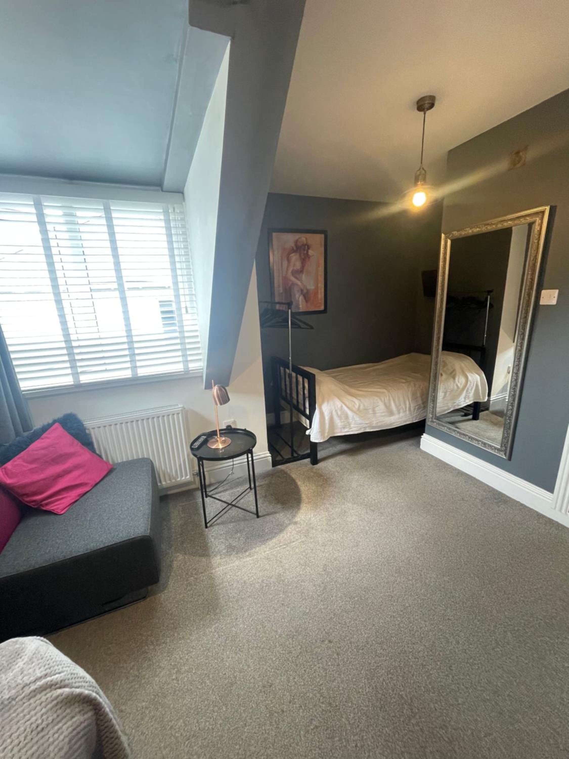 Deluxe Family Room photo 2
