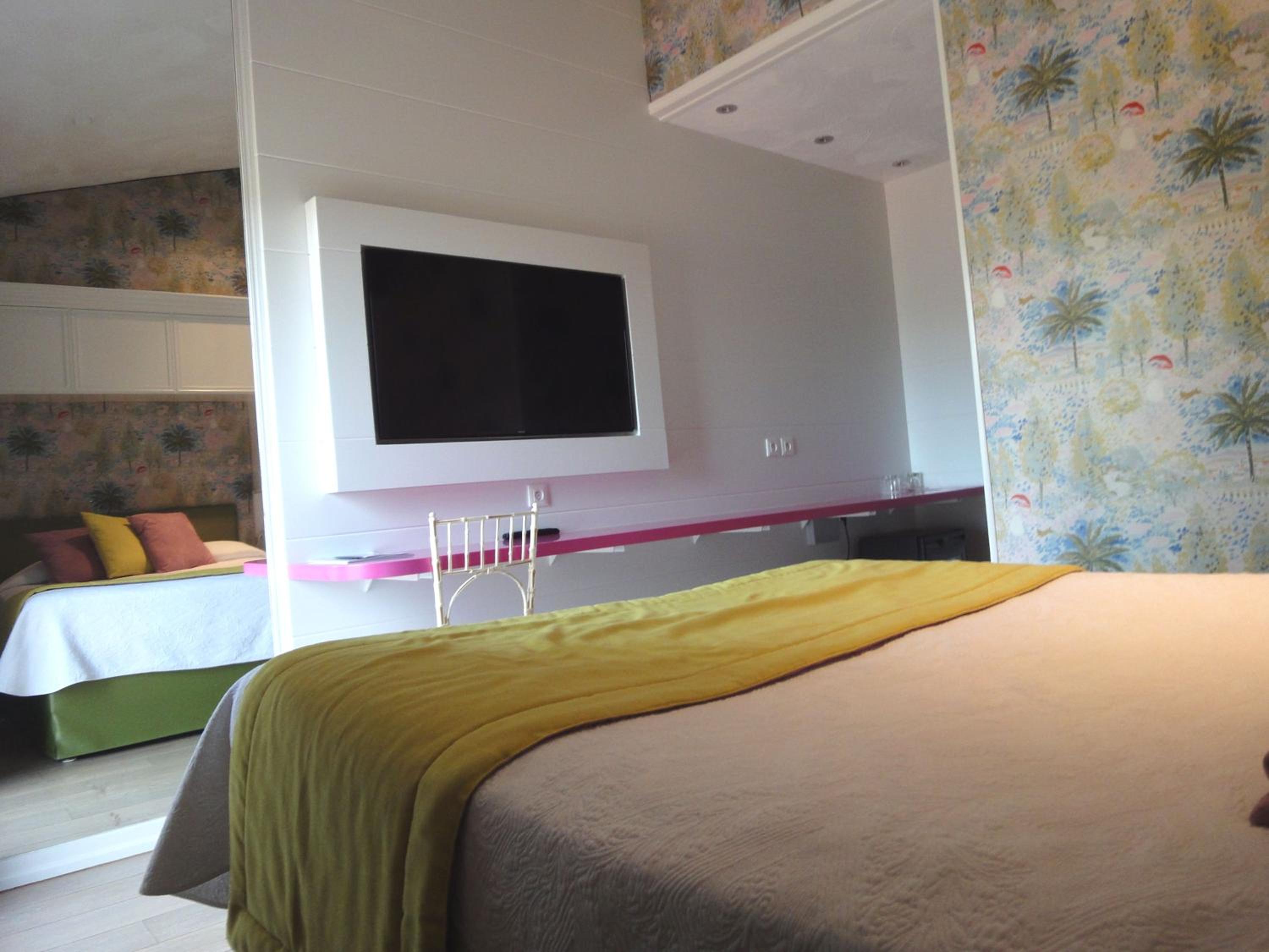 Standard Double Room - Photo 4