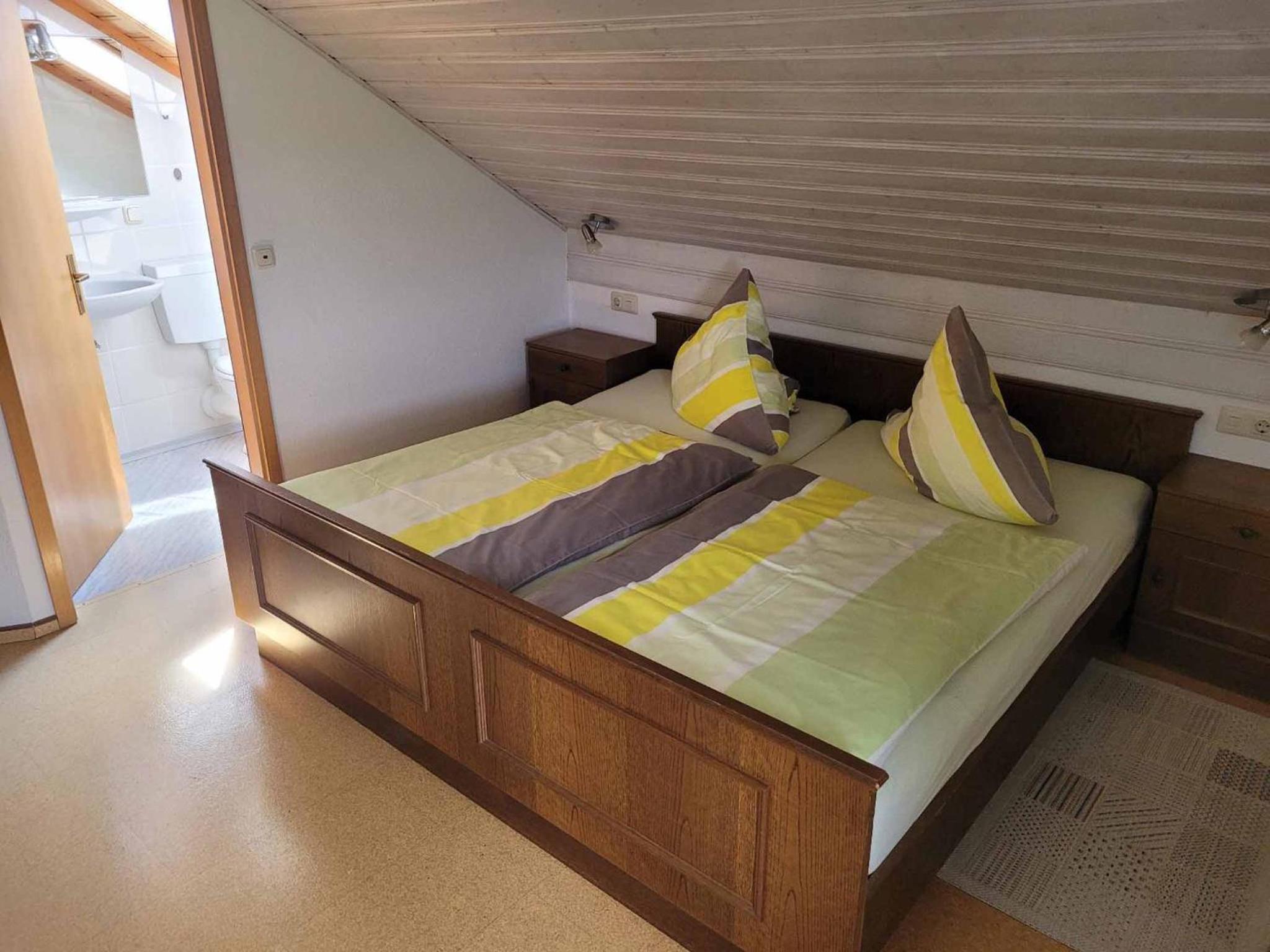 Double Room with Private Bathroom photo 2