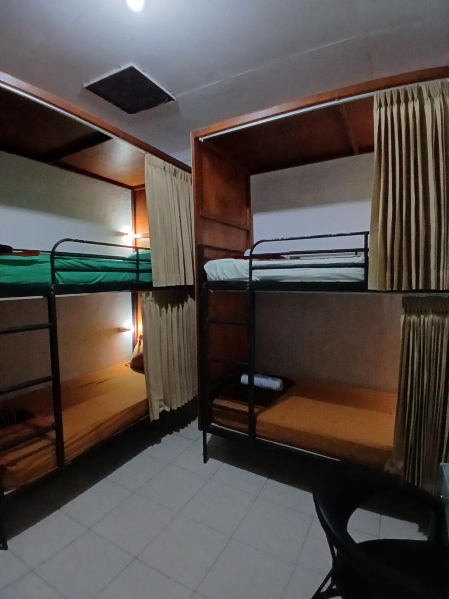Bed in 6-Bed Mixed Dormitory Room