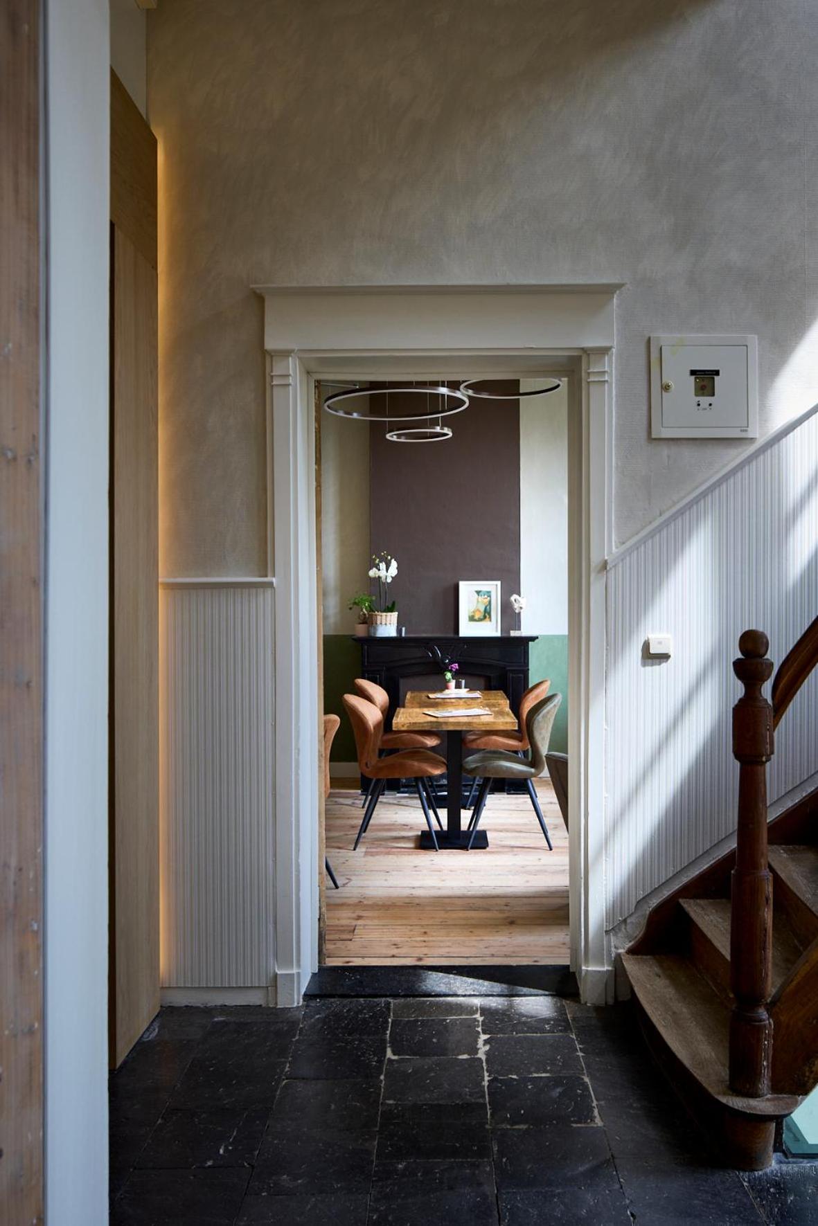 Large Double Room - Photo 7