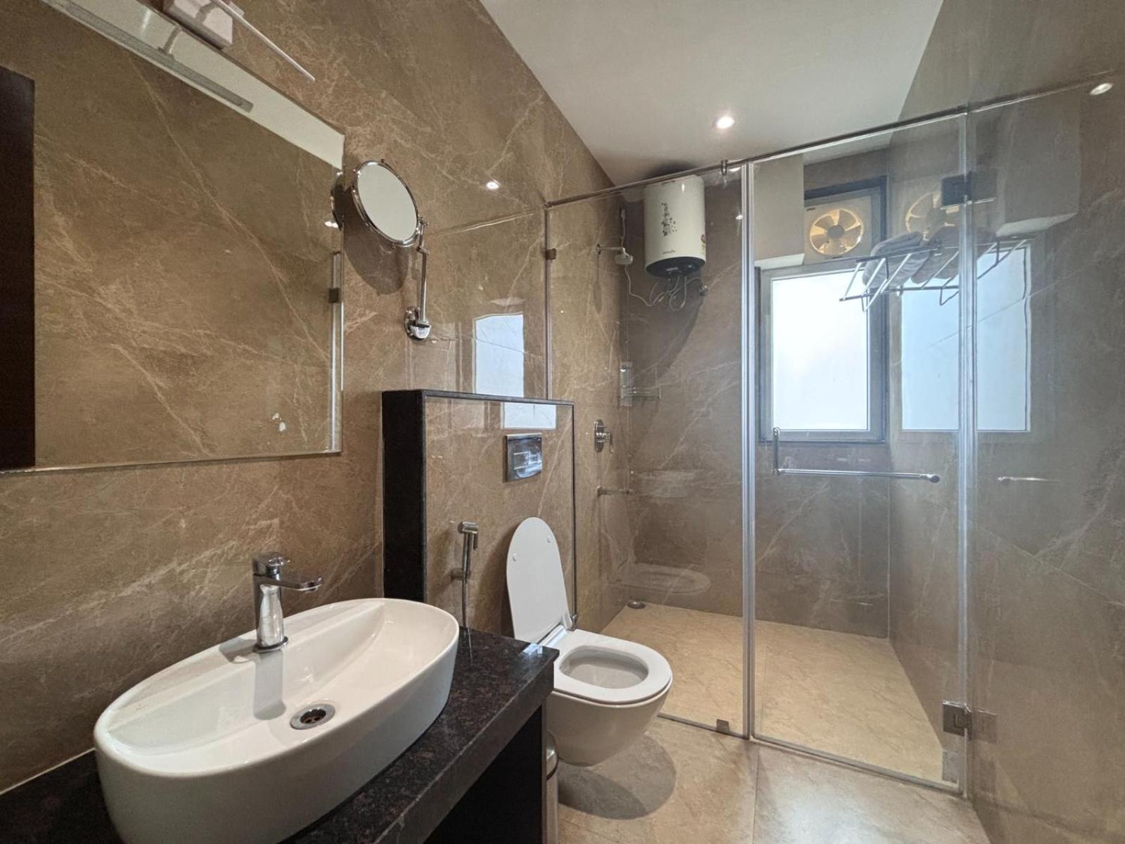 Deluxe Double or Twin Room - Photo 4