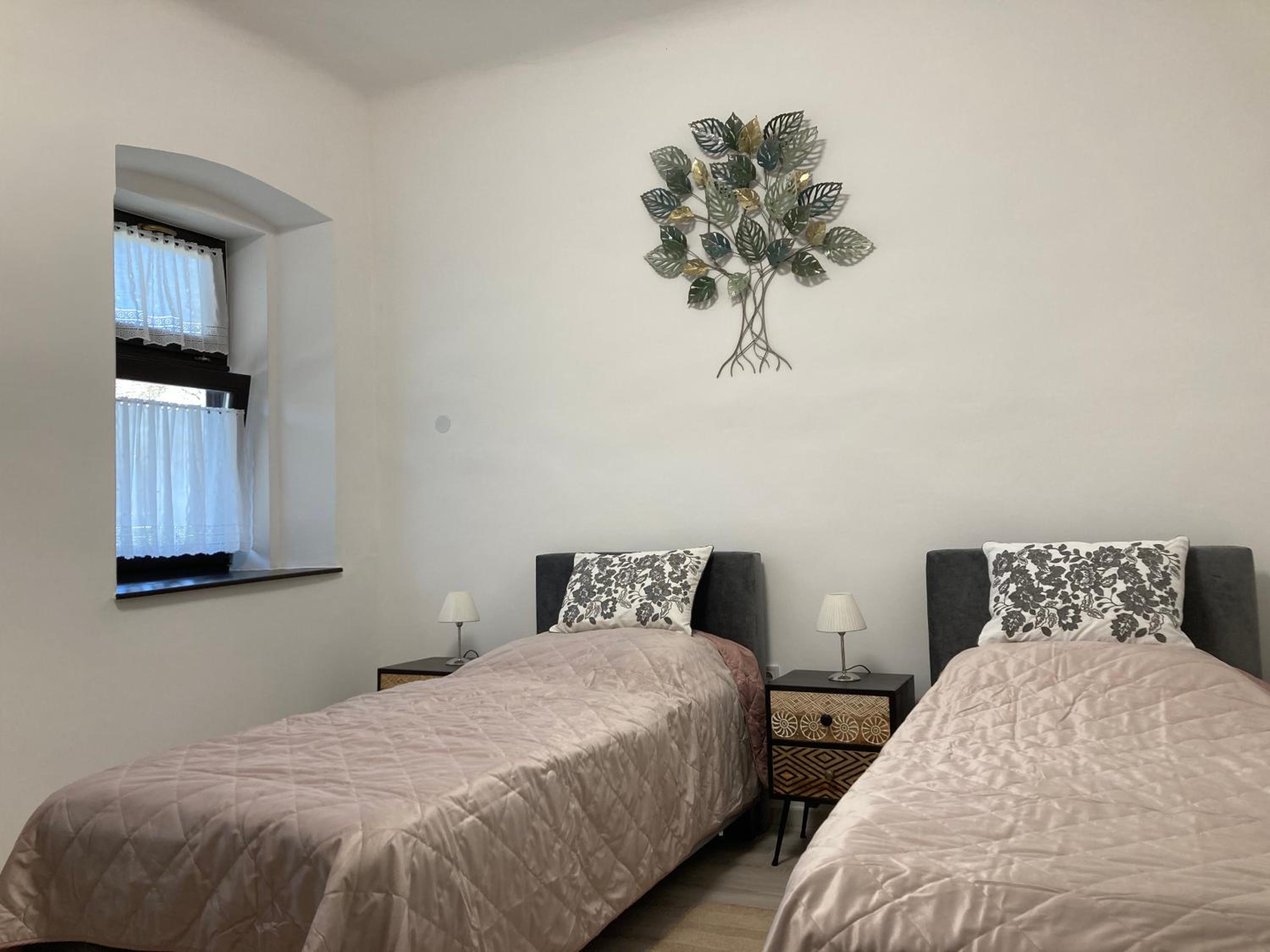 Apartment with Mountain View photo 1