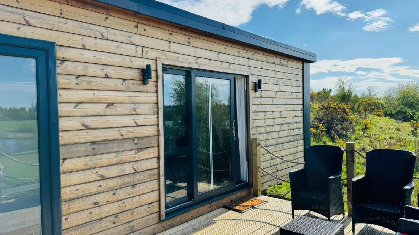 Two-Bedroom House - Photo 3