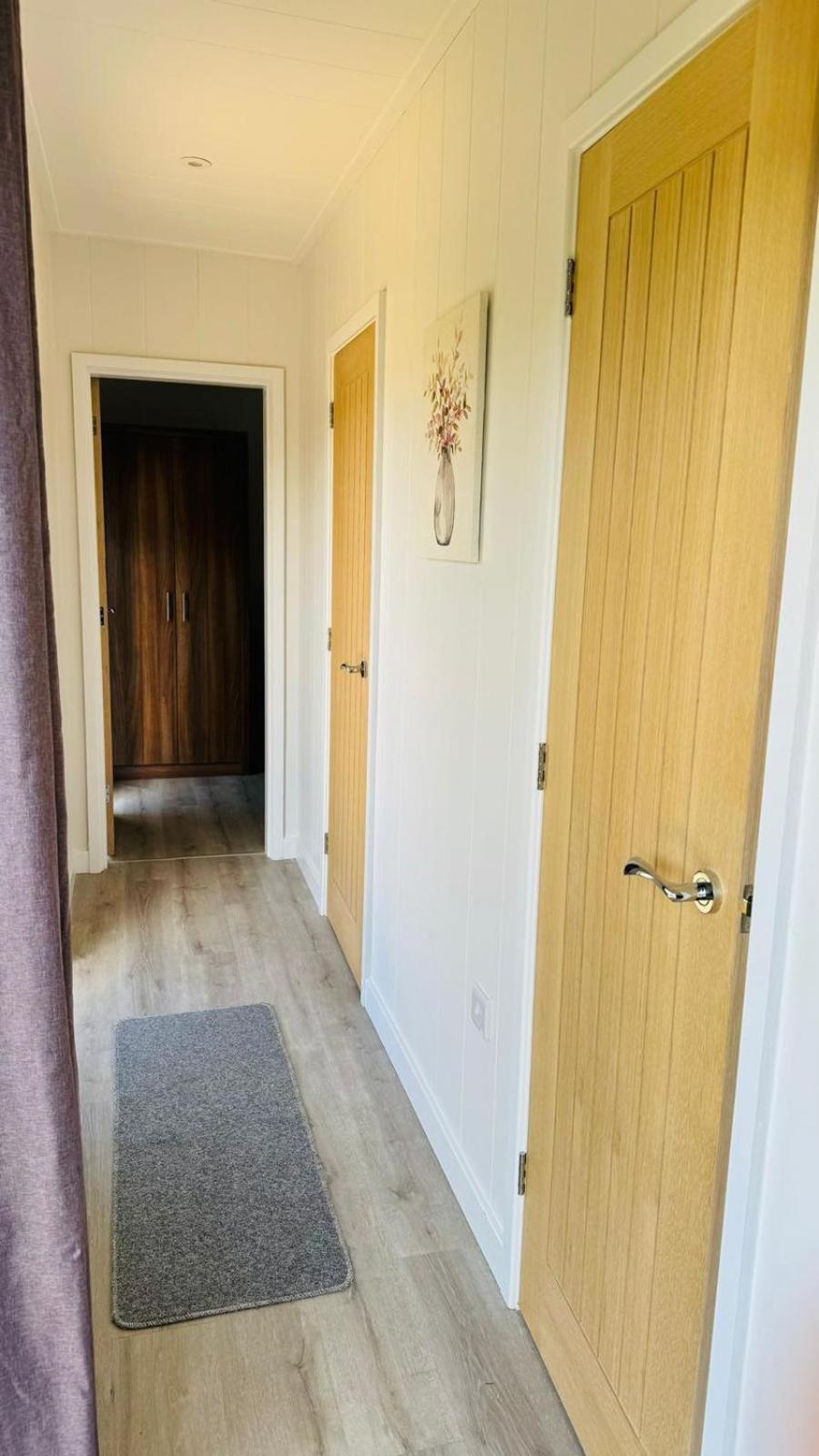 Two-Bedroom House - Photo 4