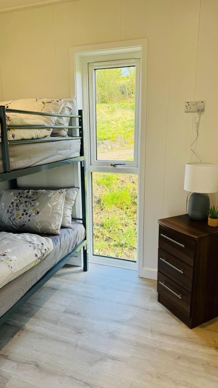Two-Bedroom House - Photo 7