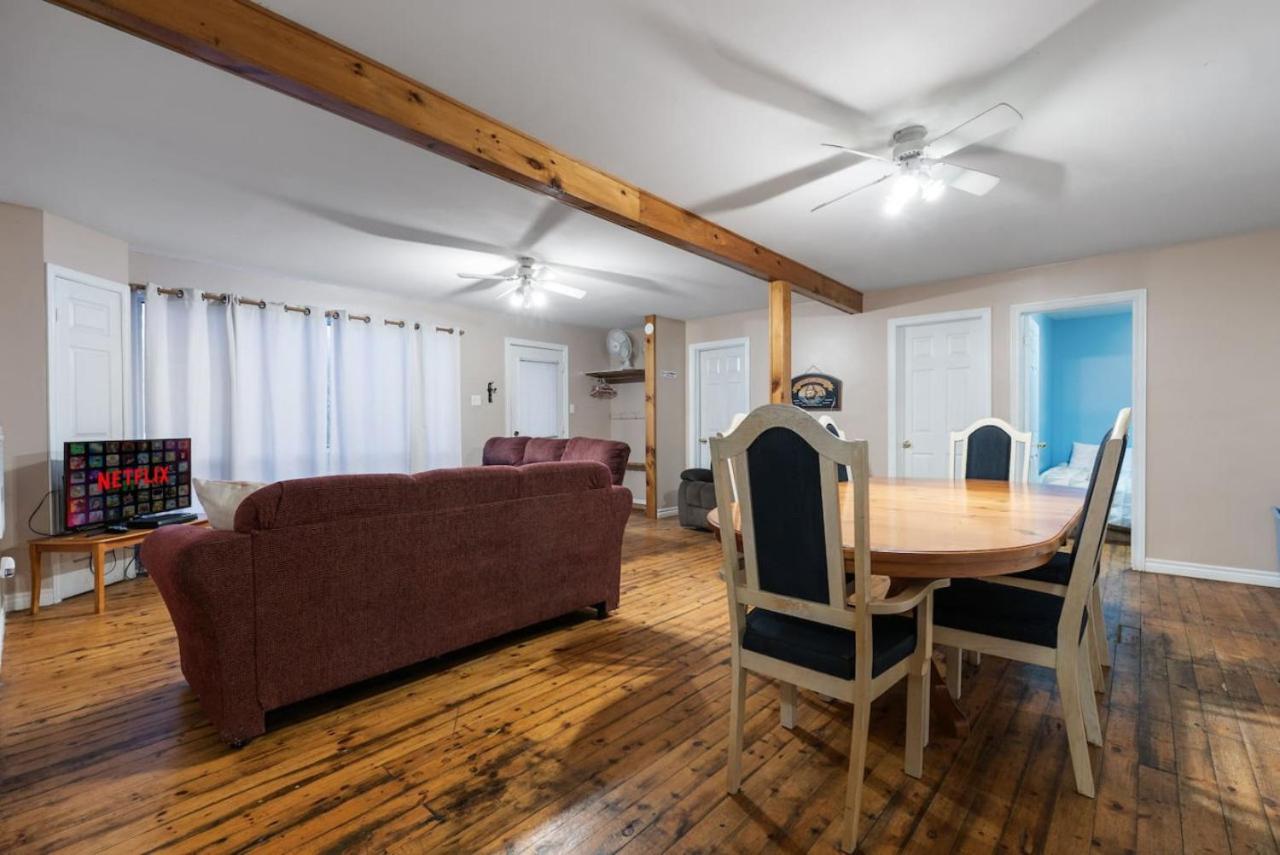 Four-Bedroom House photo 1