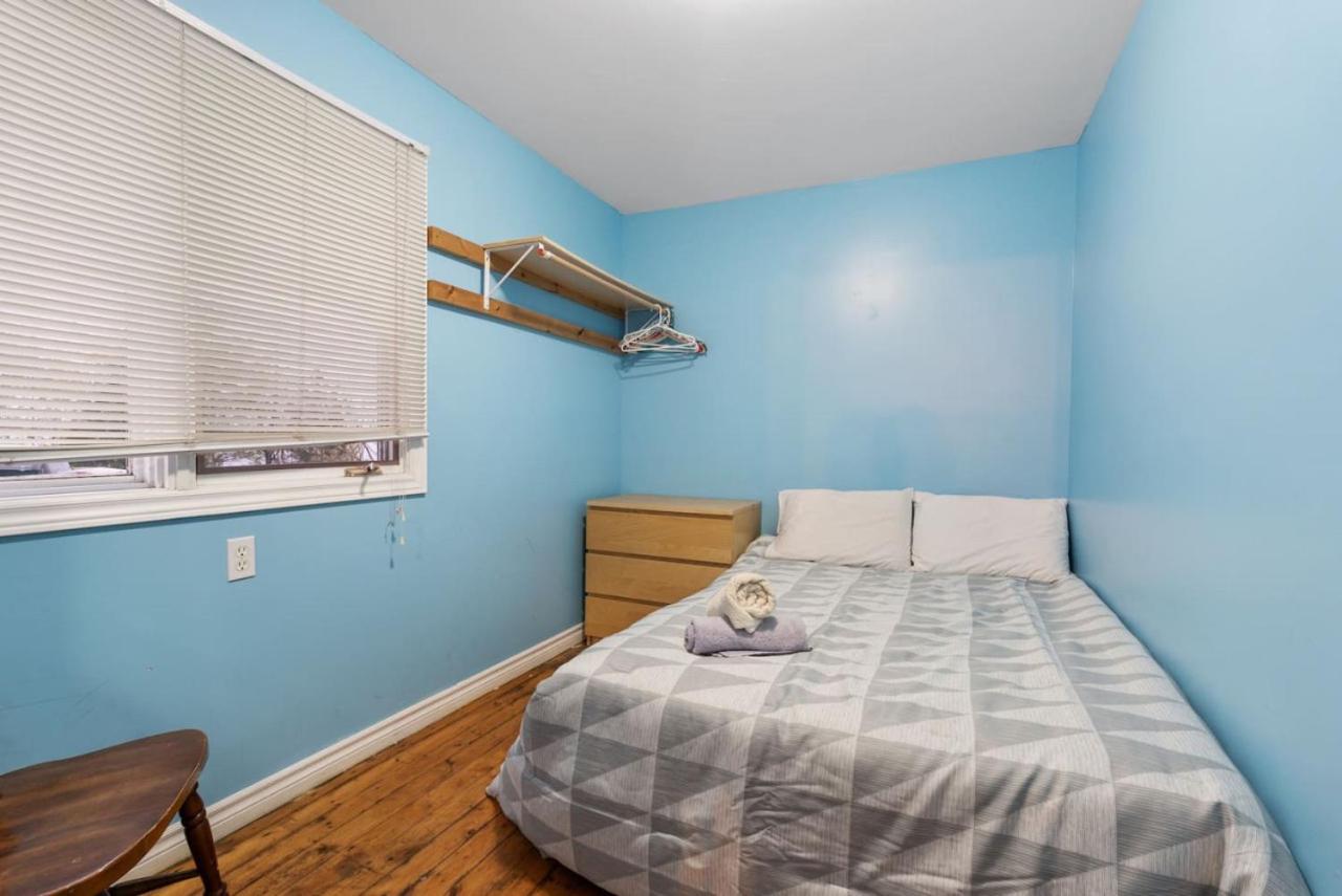 Four-Bedroom House photo 2