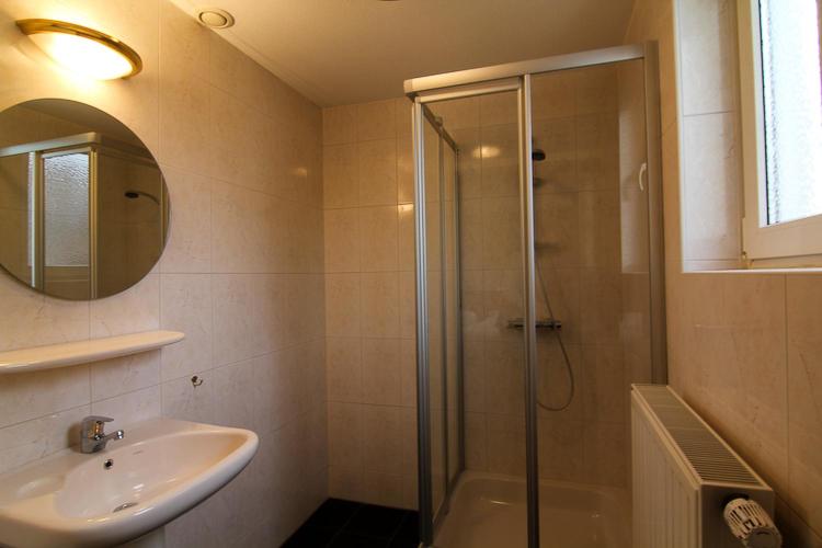 Three-Bedroom Vacation Home  photo 2