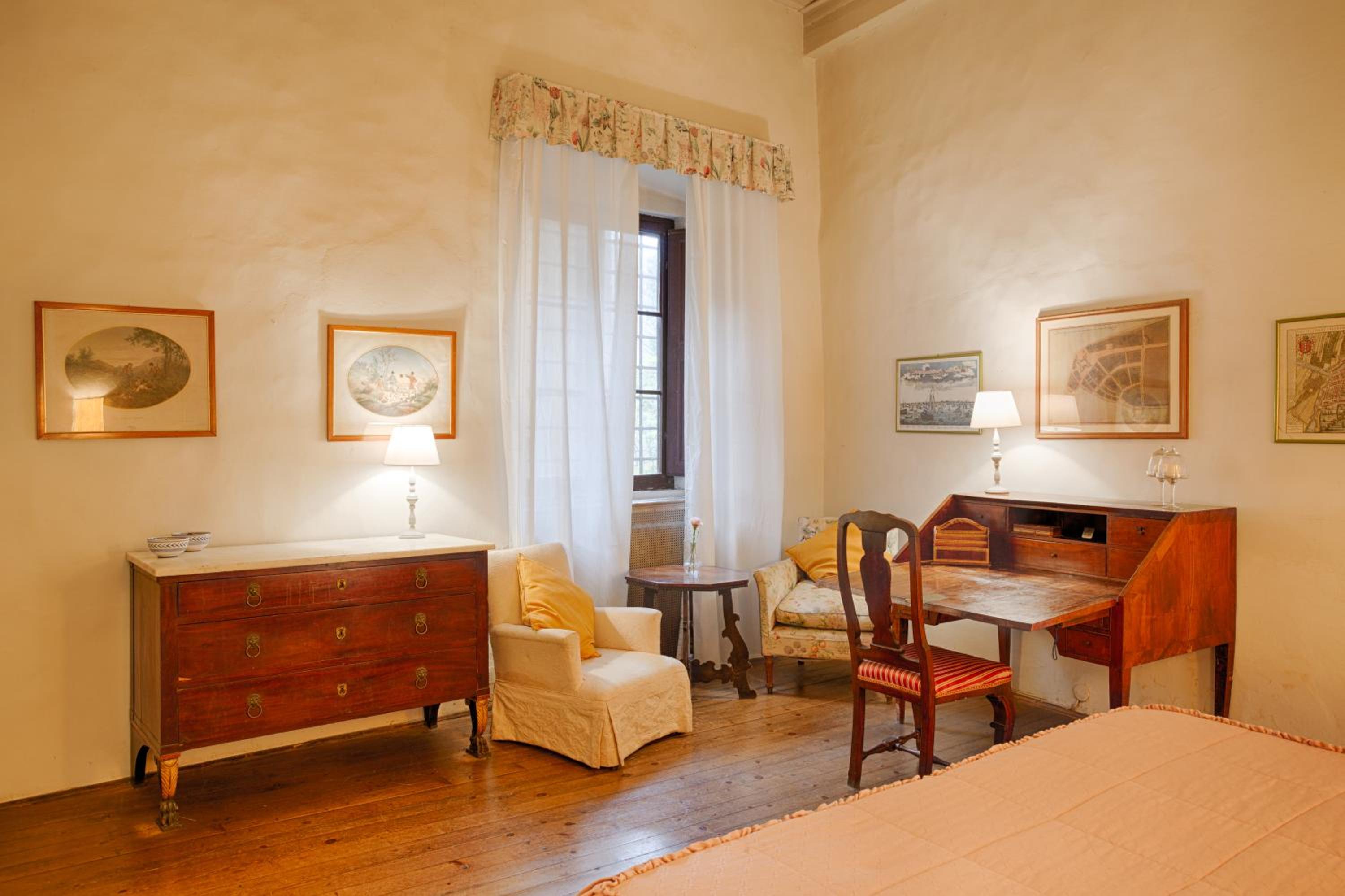 Double or Twin Room - Photo 1