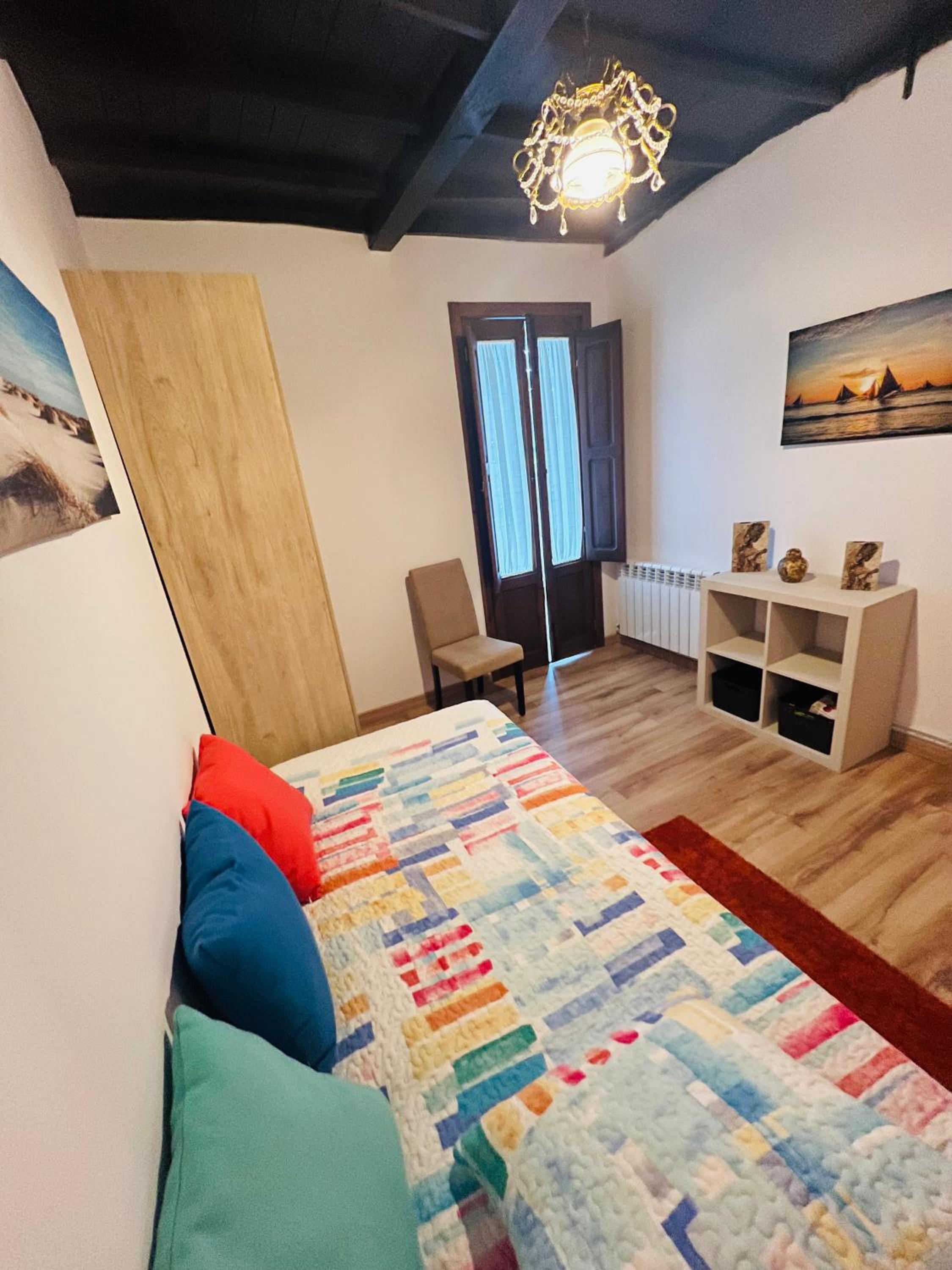 Casa de cuatro habitaciones
