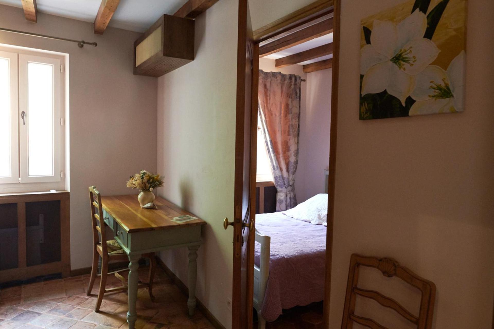 Two-Bedroom Suite photo 1