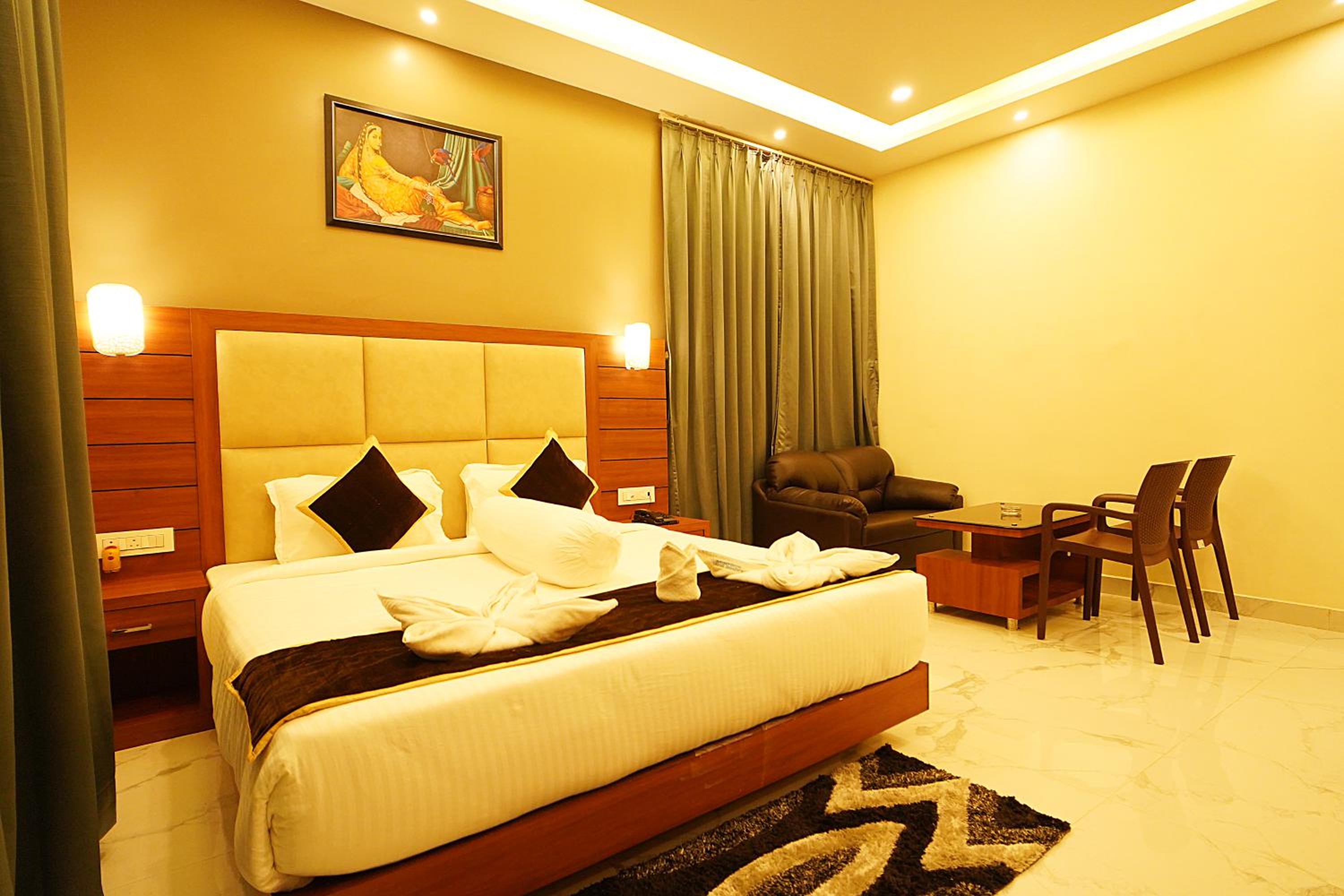 King Room With Balcony