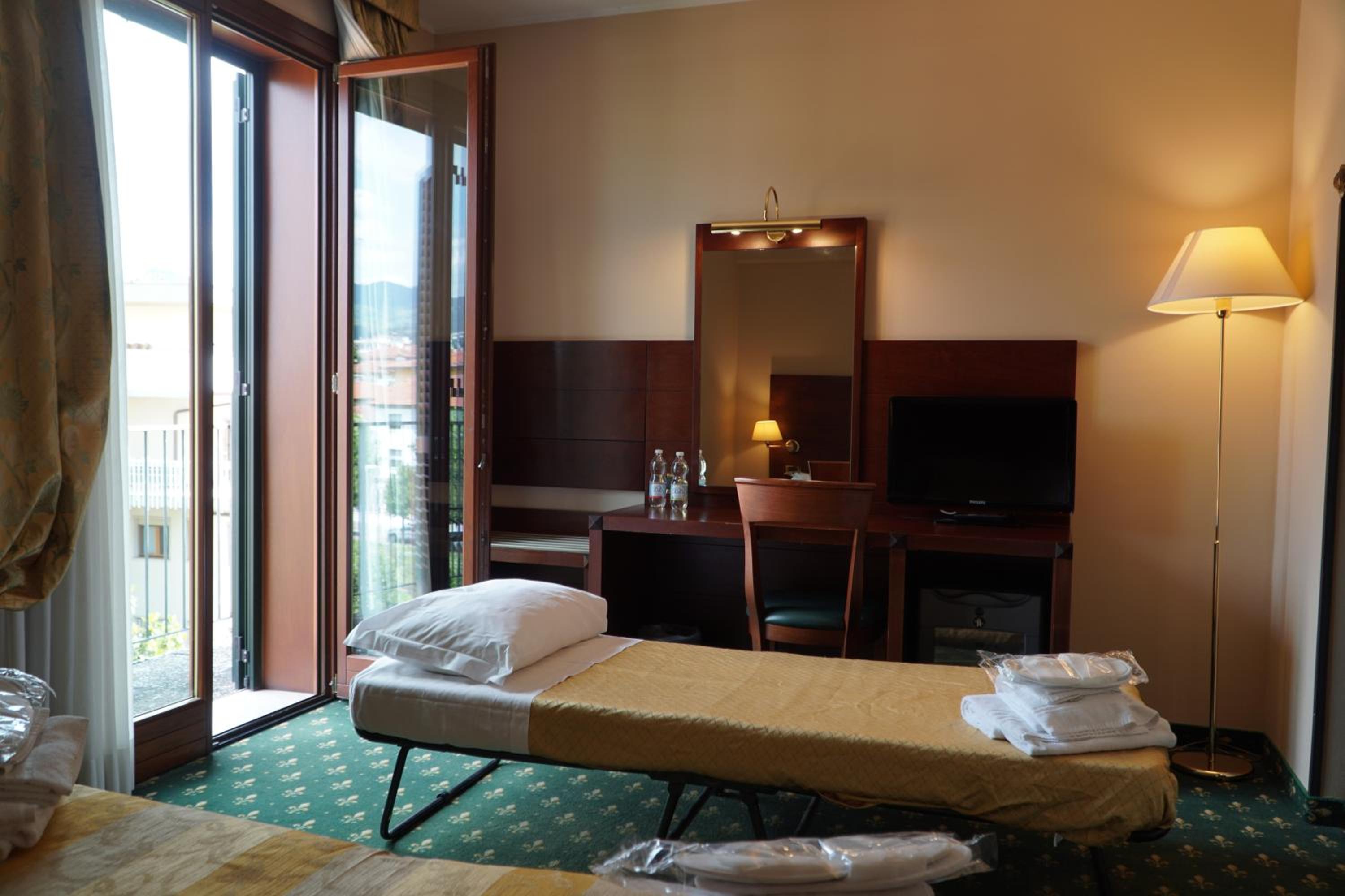 Triple Room photo 2