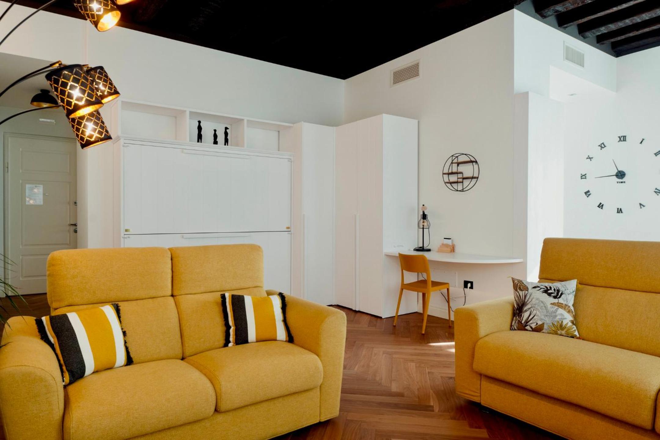 Two-Bedroom House photo 3