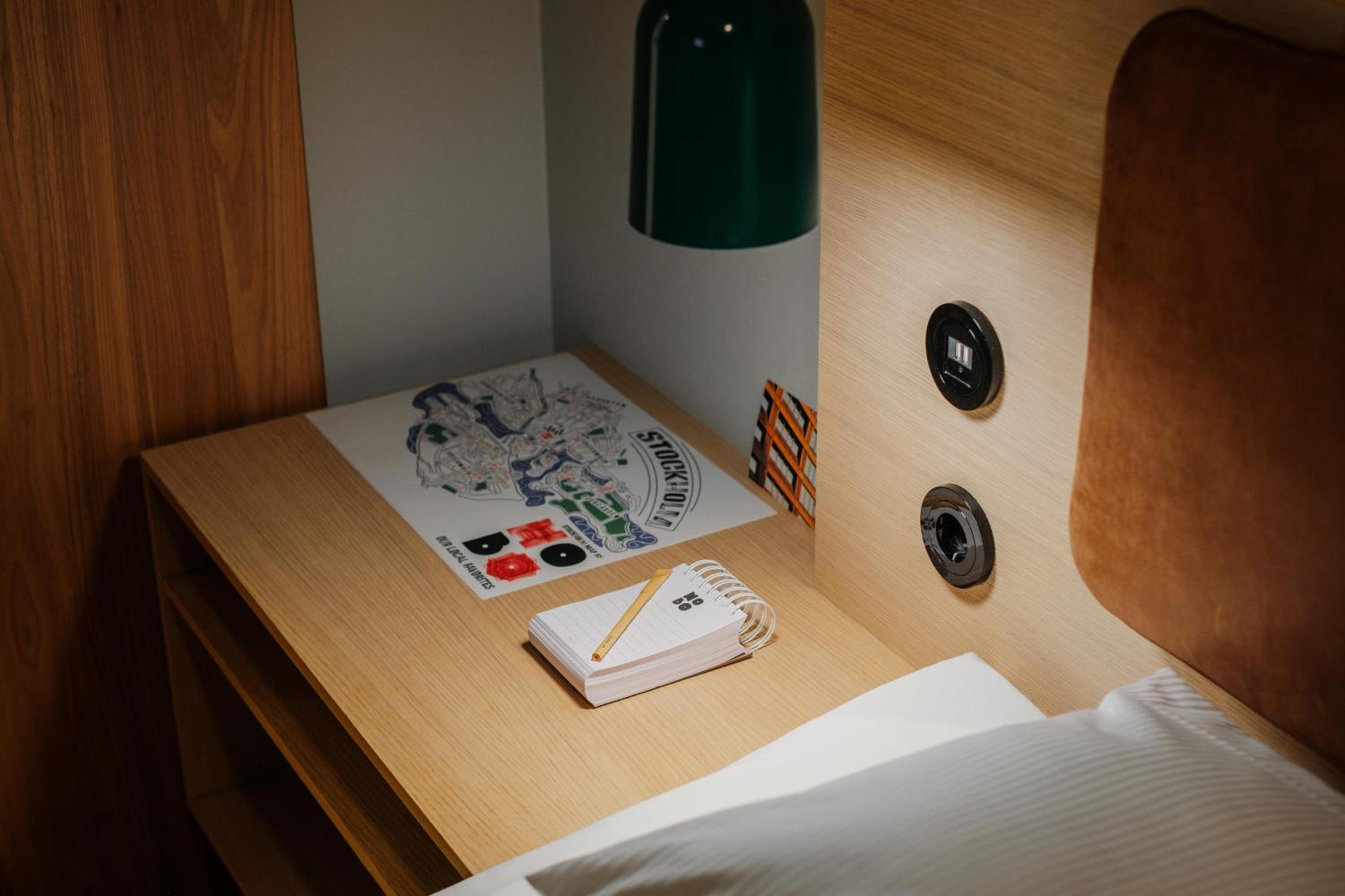 Economy Double Room (No Window) thumbnail 5