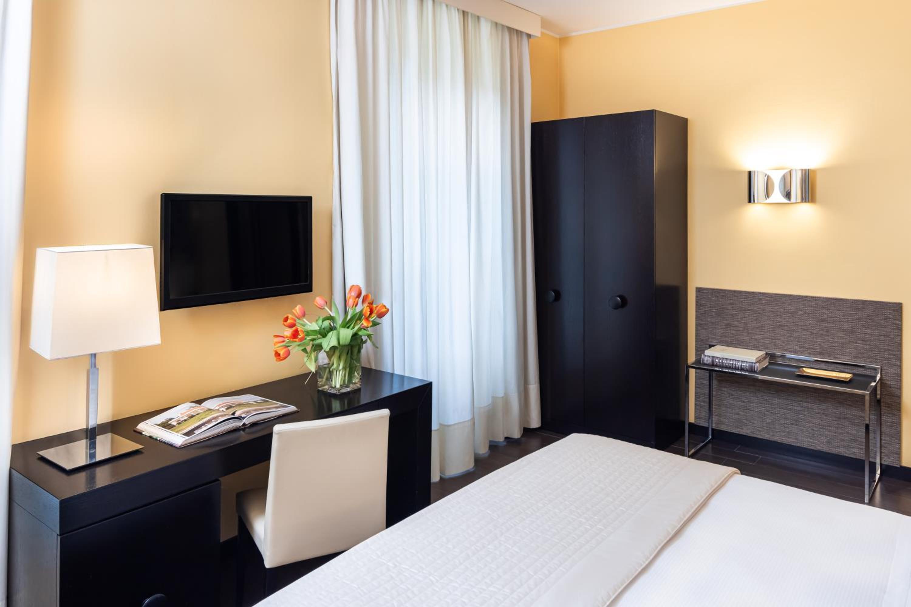 Superior Double or Twin Room - Photo 4