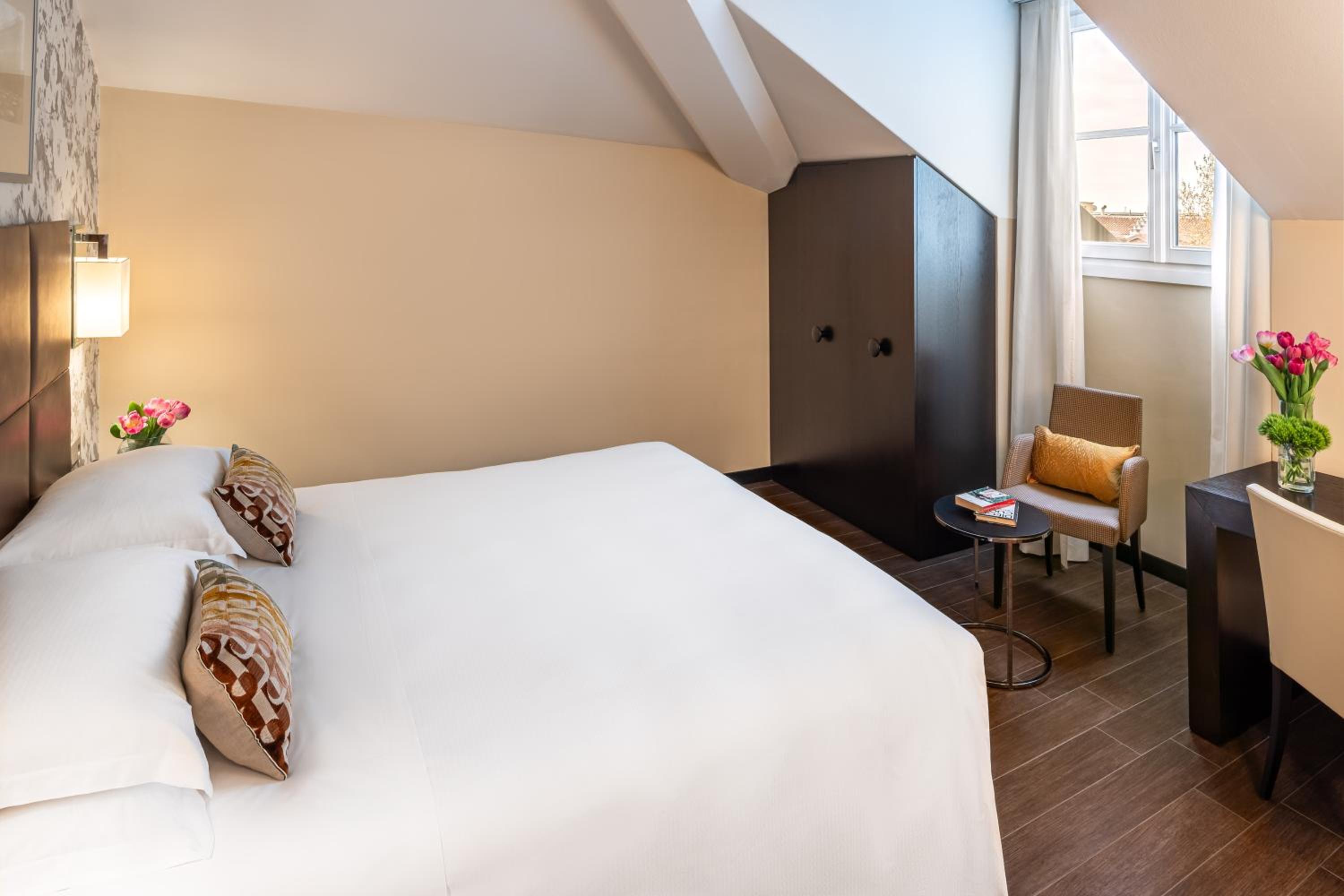 Superior Double or Twin Room - Photo 10