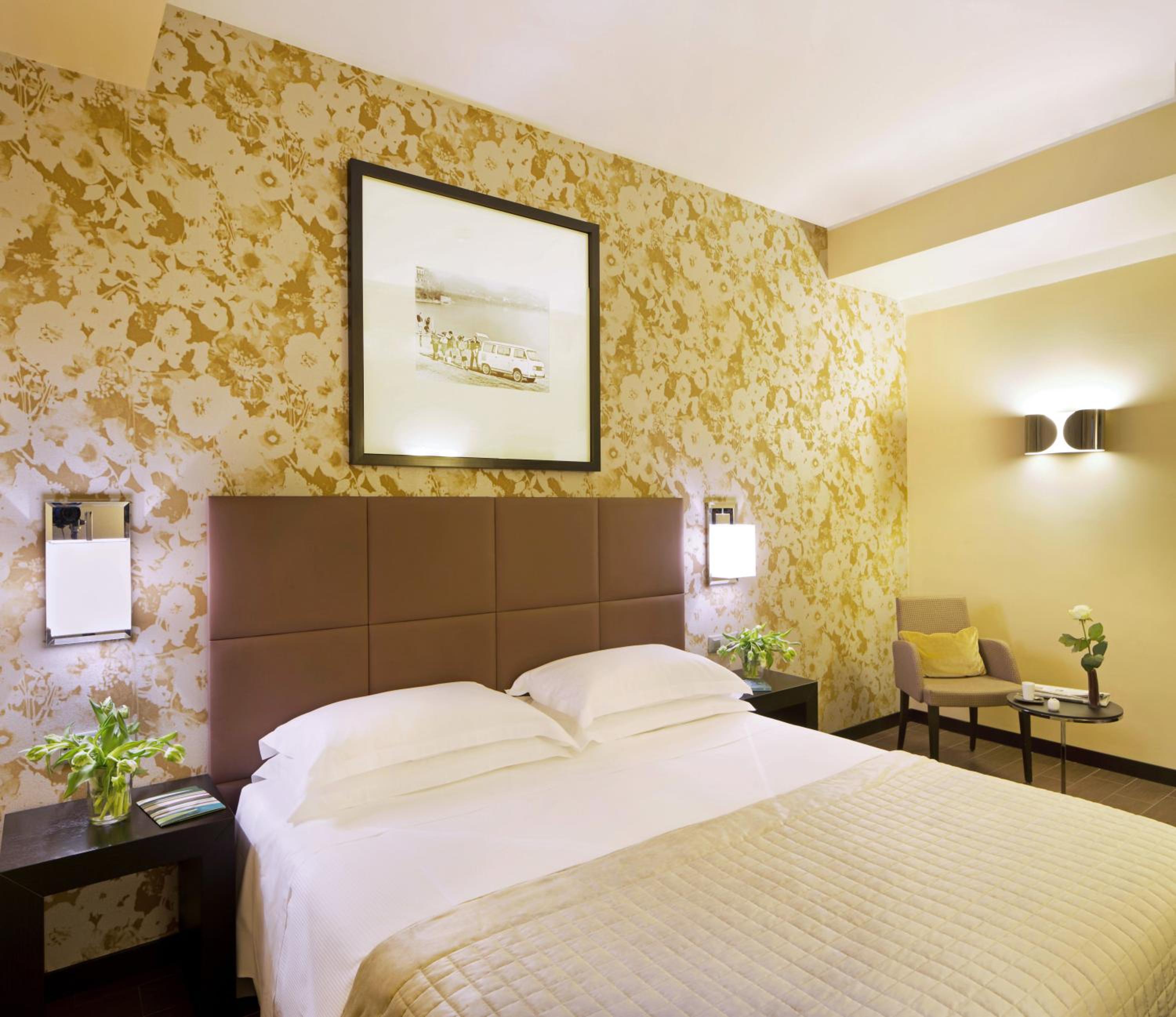 Superior Double or Twin Room - Photo 14