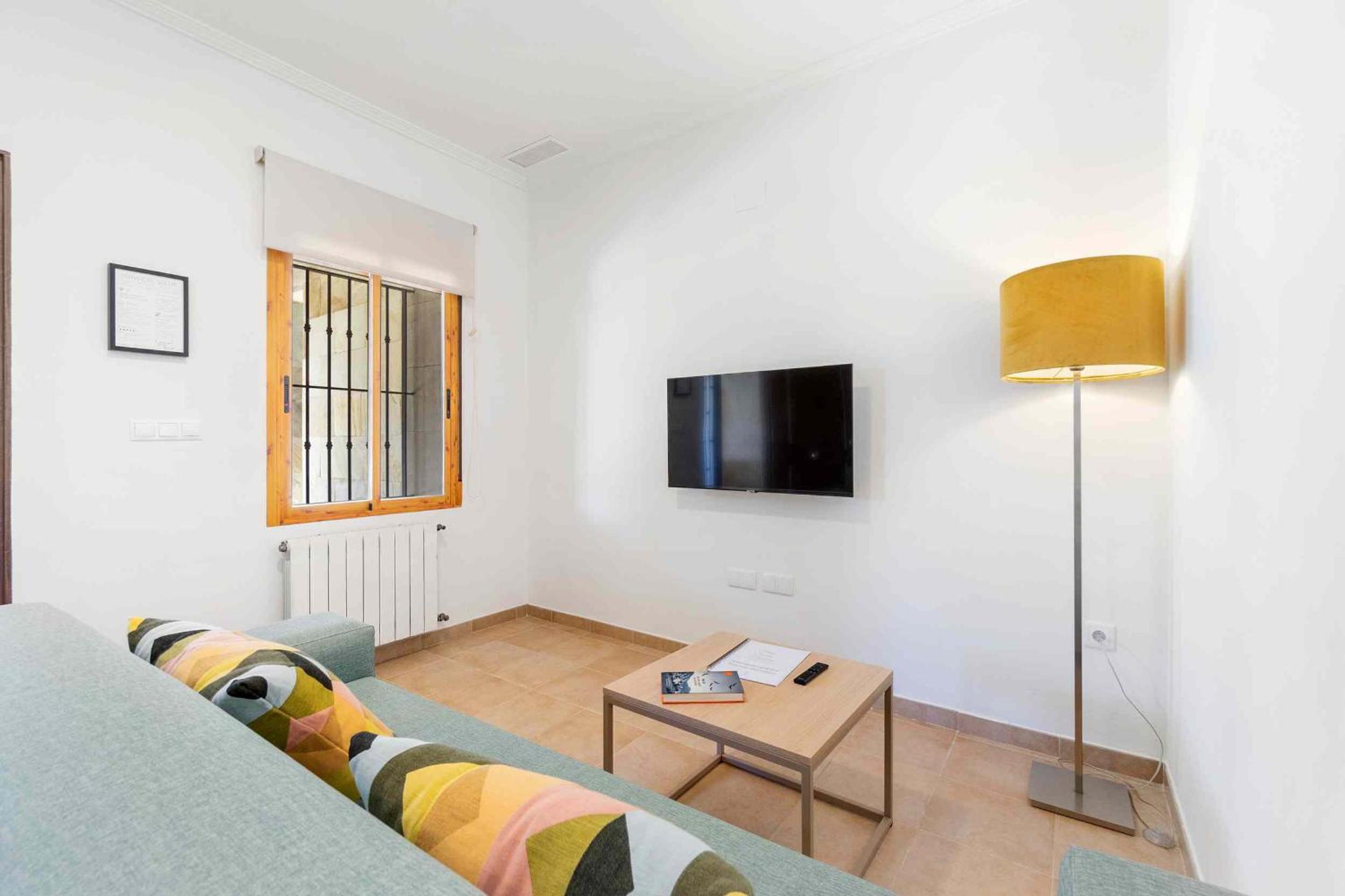 Three-Bedroom Apartment (6 Adults) photo 2