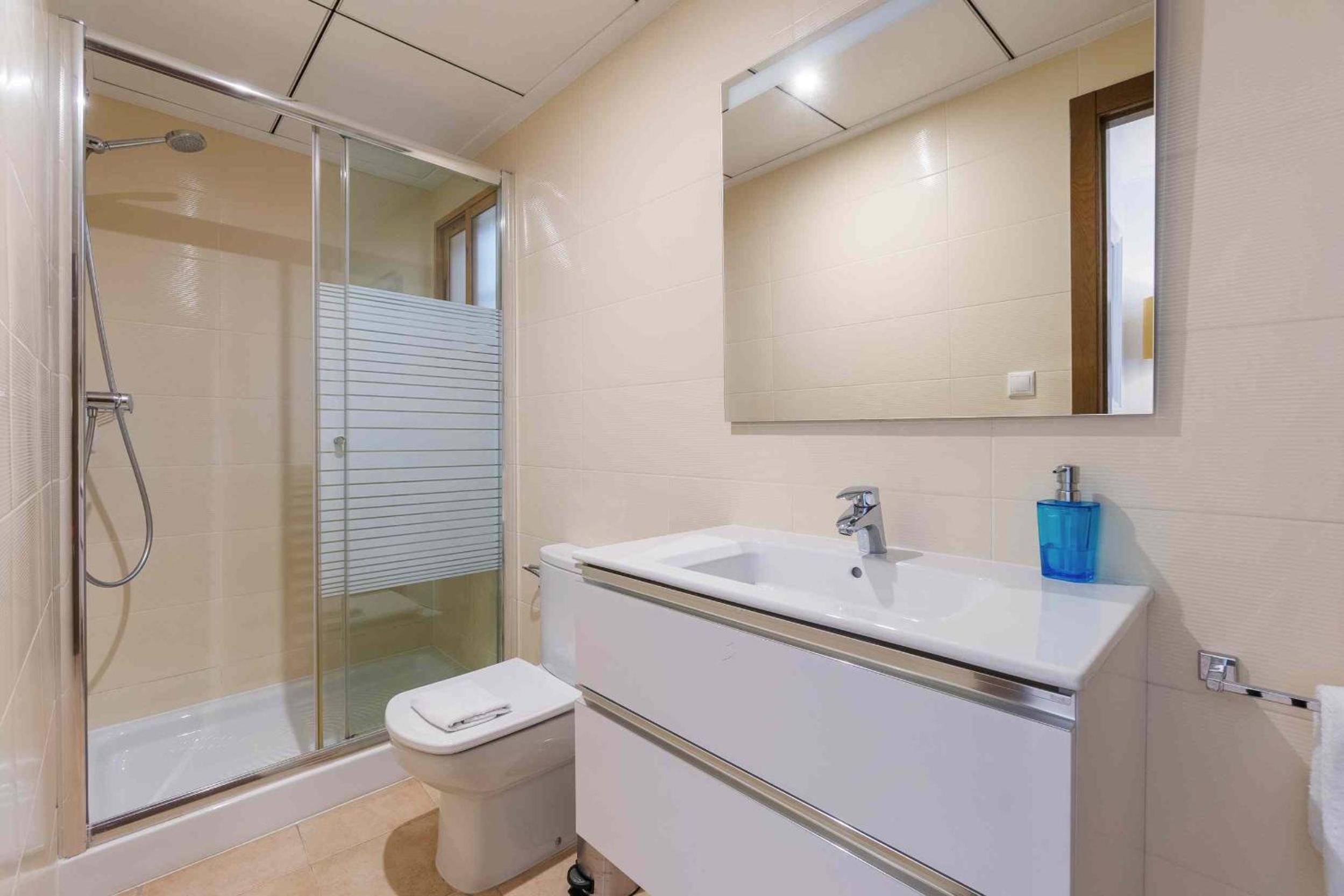 One-Bedroom Apartment (2 Adults) photo 3