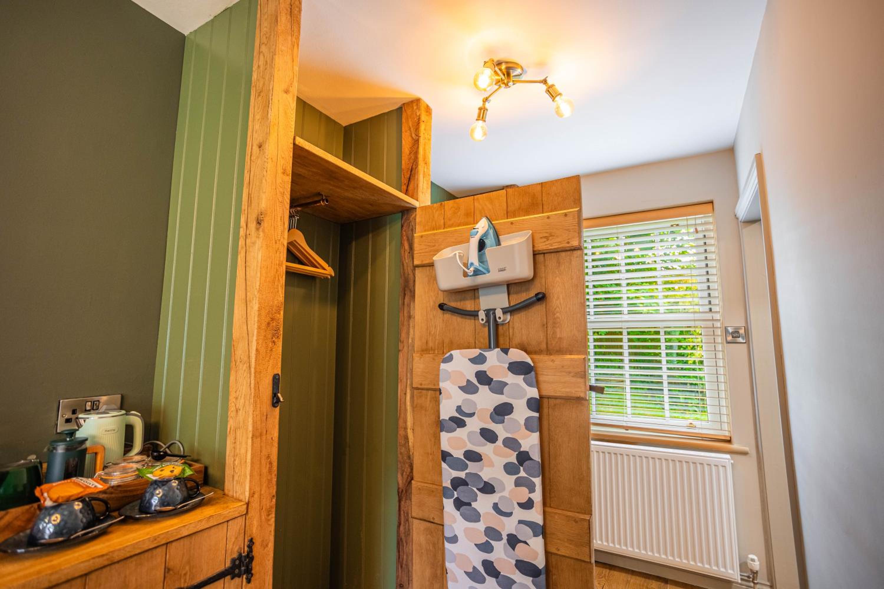 Deluxe Twin Room - Photo 7